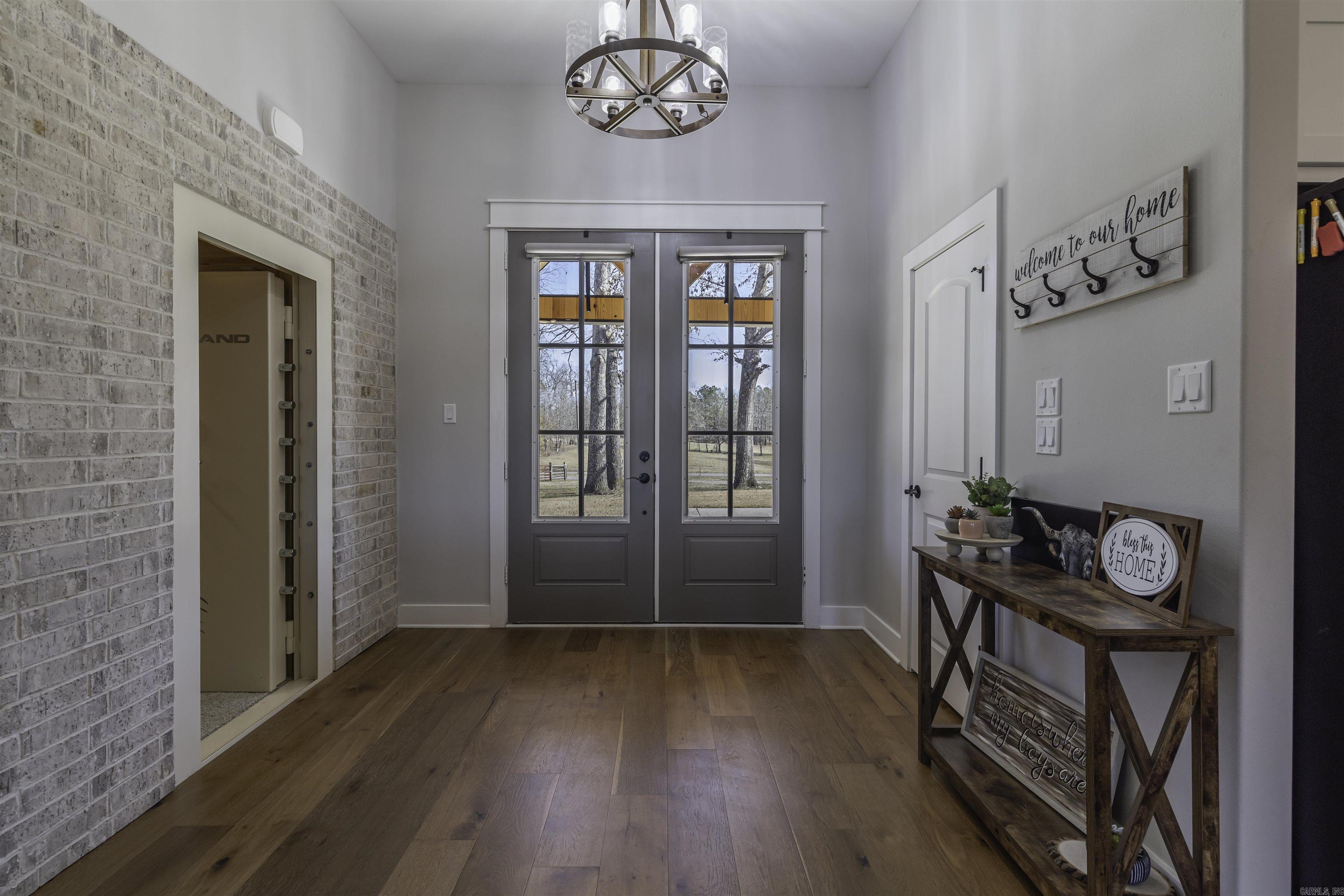 Metes & Bounds - Residential