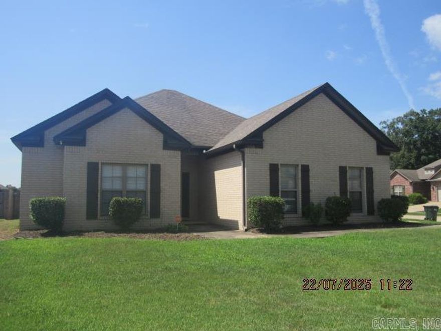 Well maintained 3-bedroom home on a corner lot, stained concrete & carpet throughout, spacious family room with fireplace, open floor plan, freshly painted interior, spacious kitchen with stainless appliances including refrigerator, split floor plan, laundry room with hook-ups, spacious primary suite, fully fenced yard, covered patio with extended open patio, side entry 2 car garage. Small pet negotiable with a non-refundable pet fee.