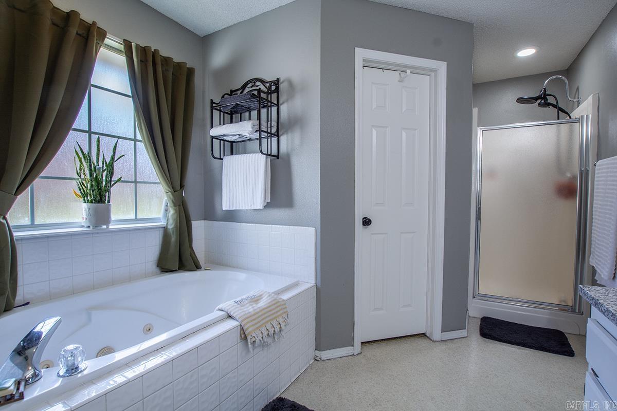 FORREST HILLS - Residential