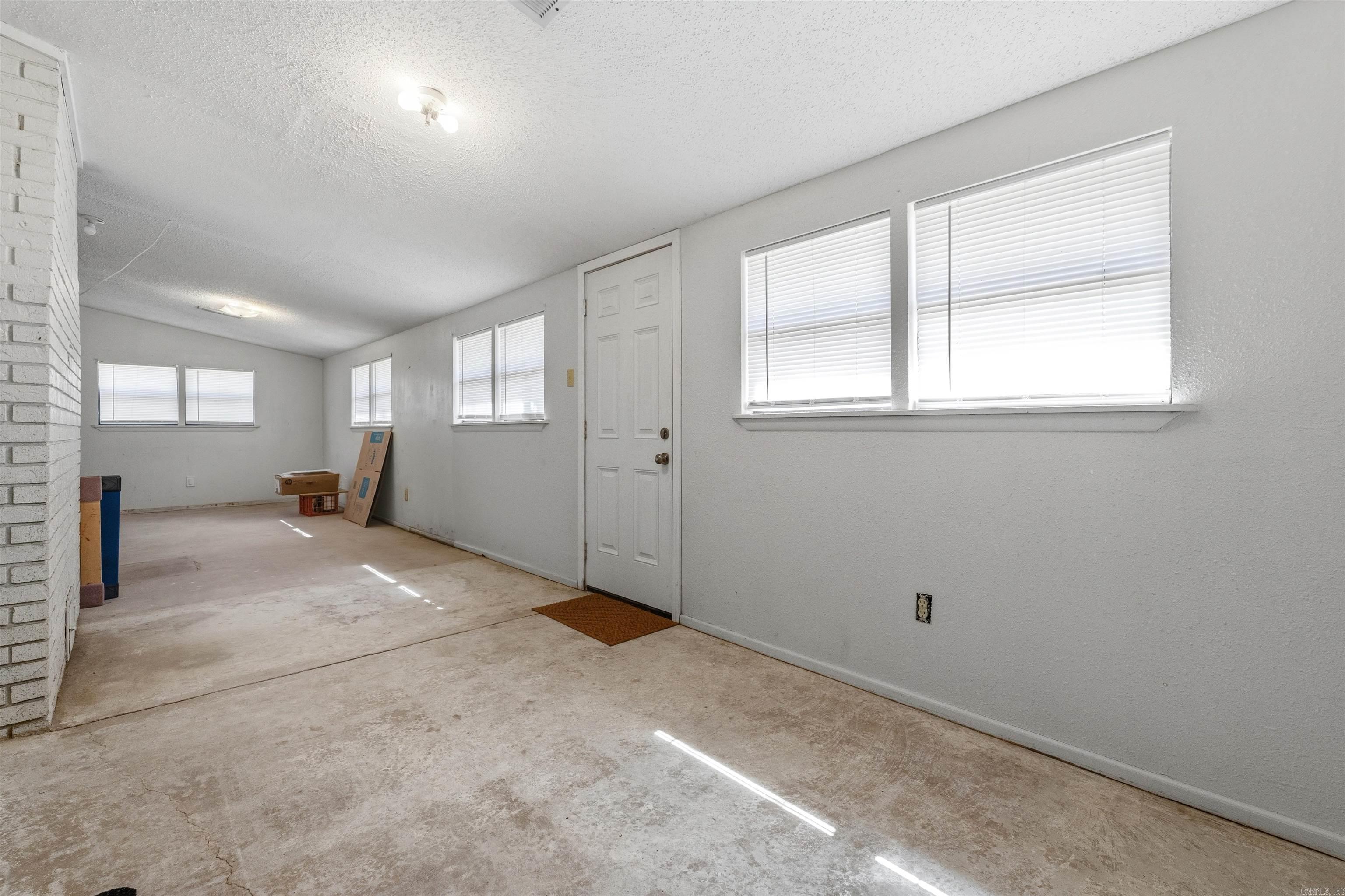 Lake Farm Annex - Residential