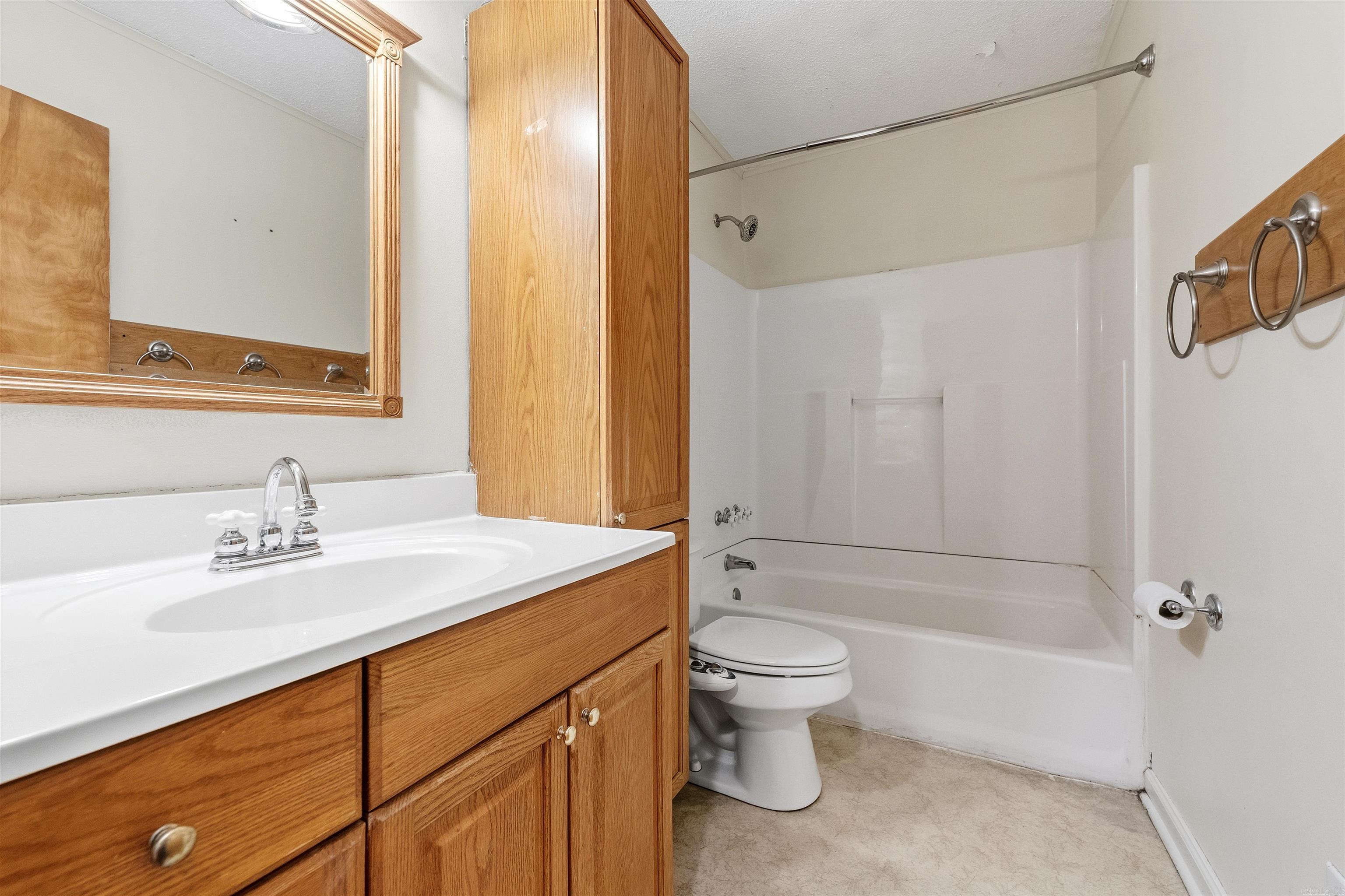 Lake Farm Annex - Residential