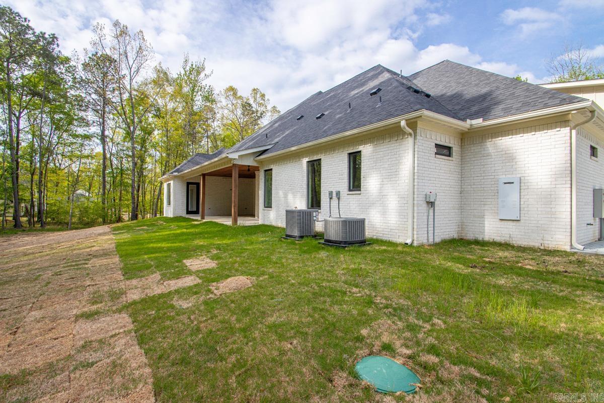 HAZEL OAK - Residential