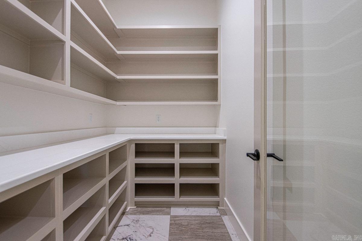 HAZEL OAK - Residential