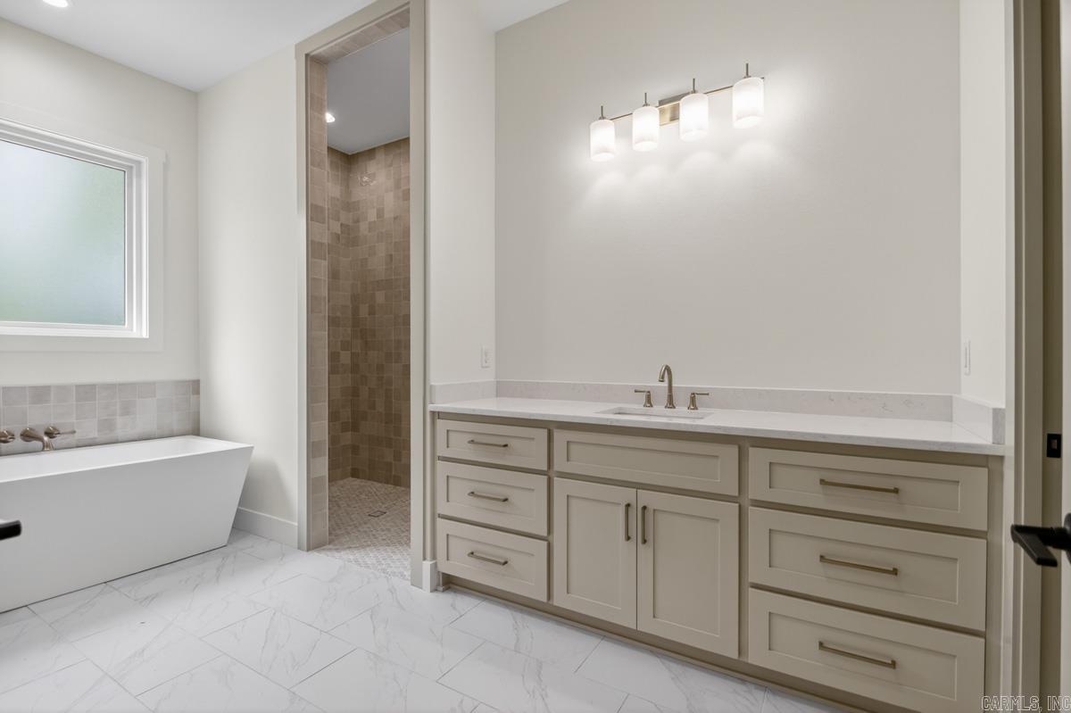 HAZEL OAK - Residential