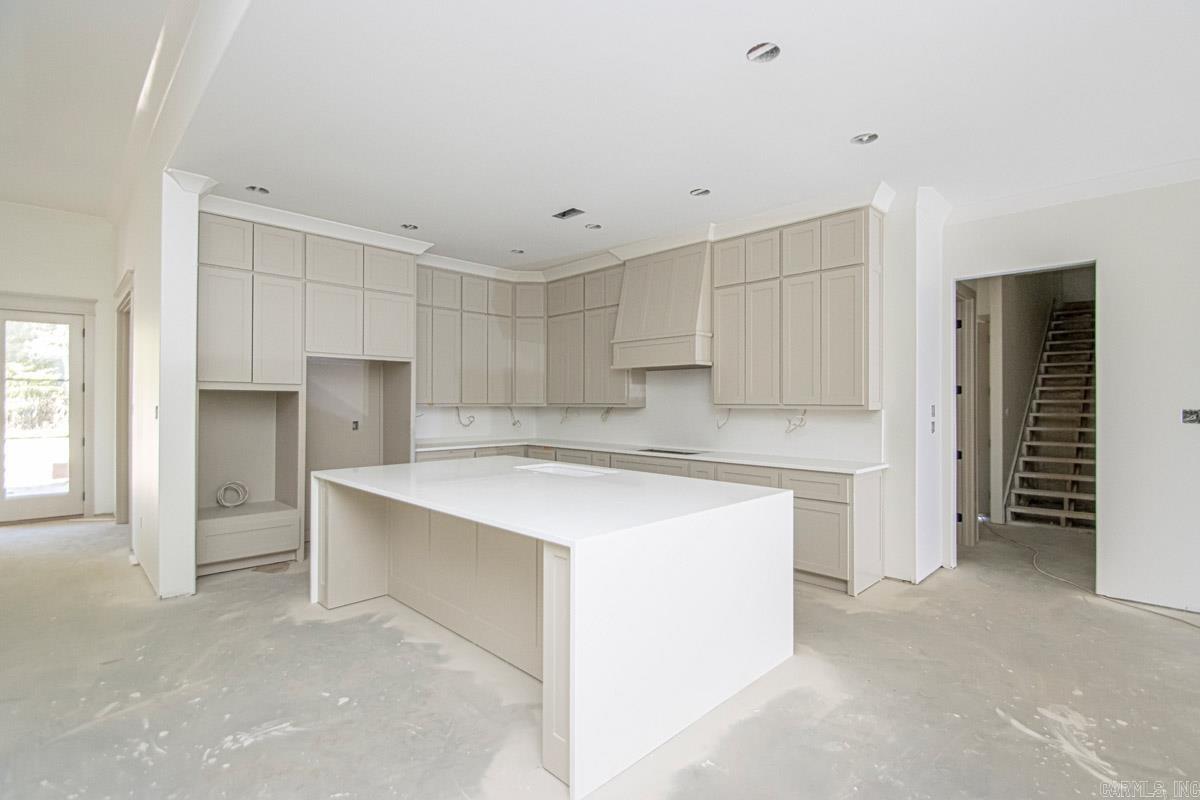 HAZEL OAK - Residential