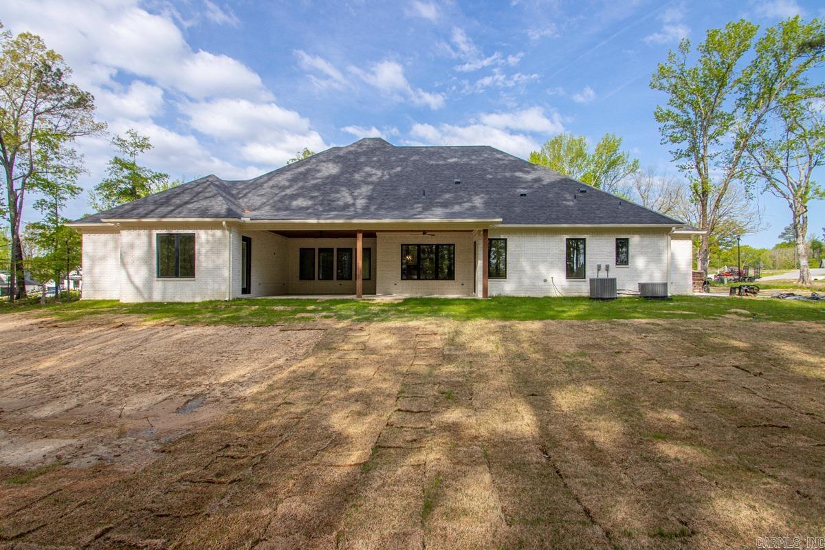 HAZEL OAK - Residential