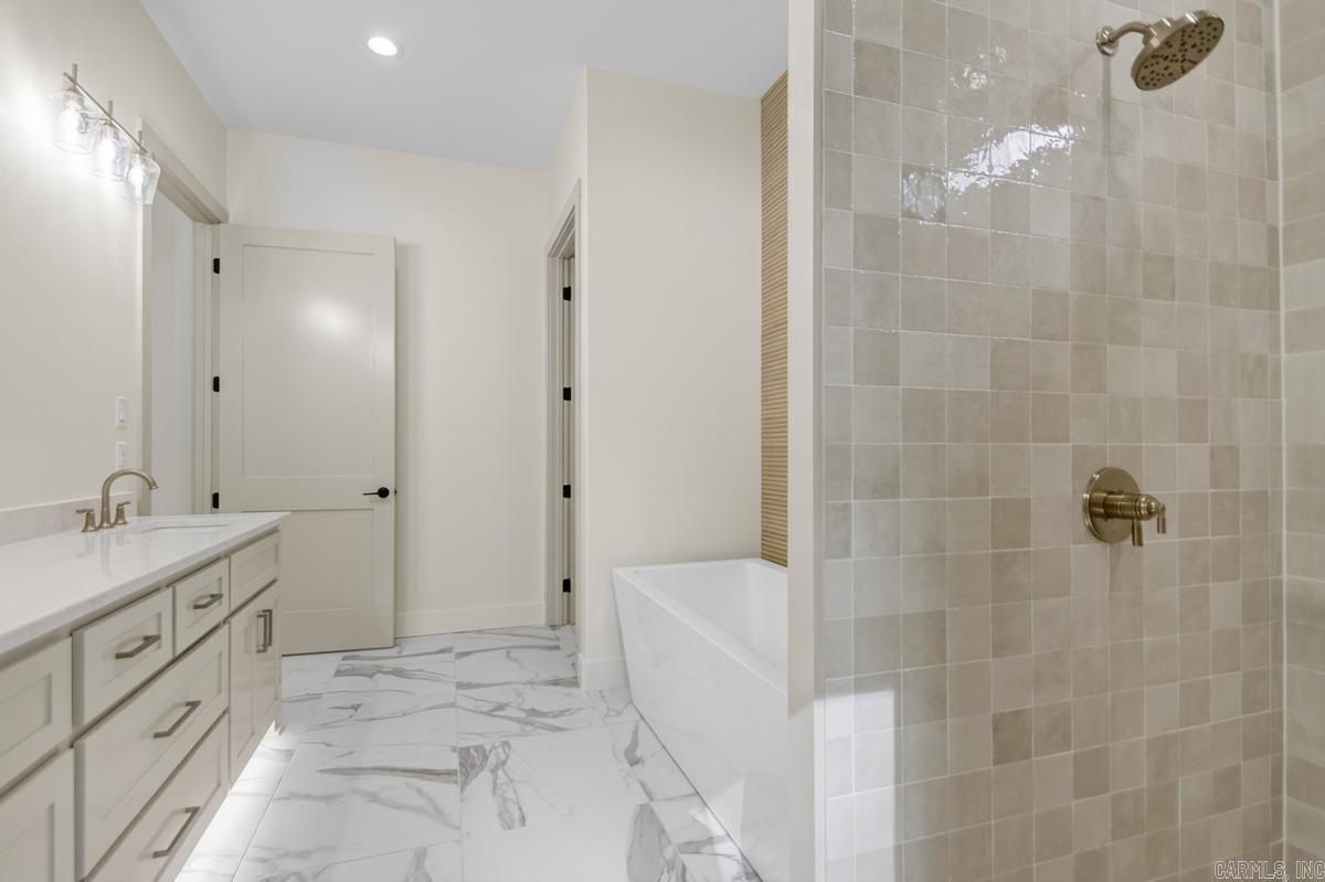 HAZEL OAK - Residential