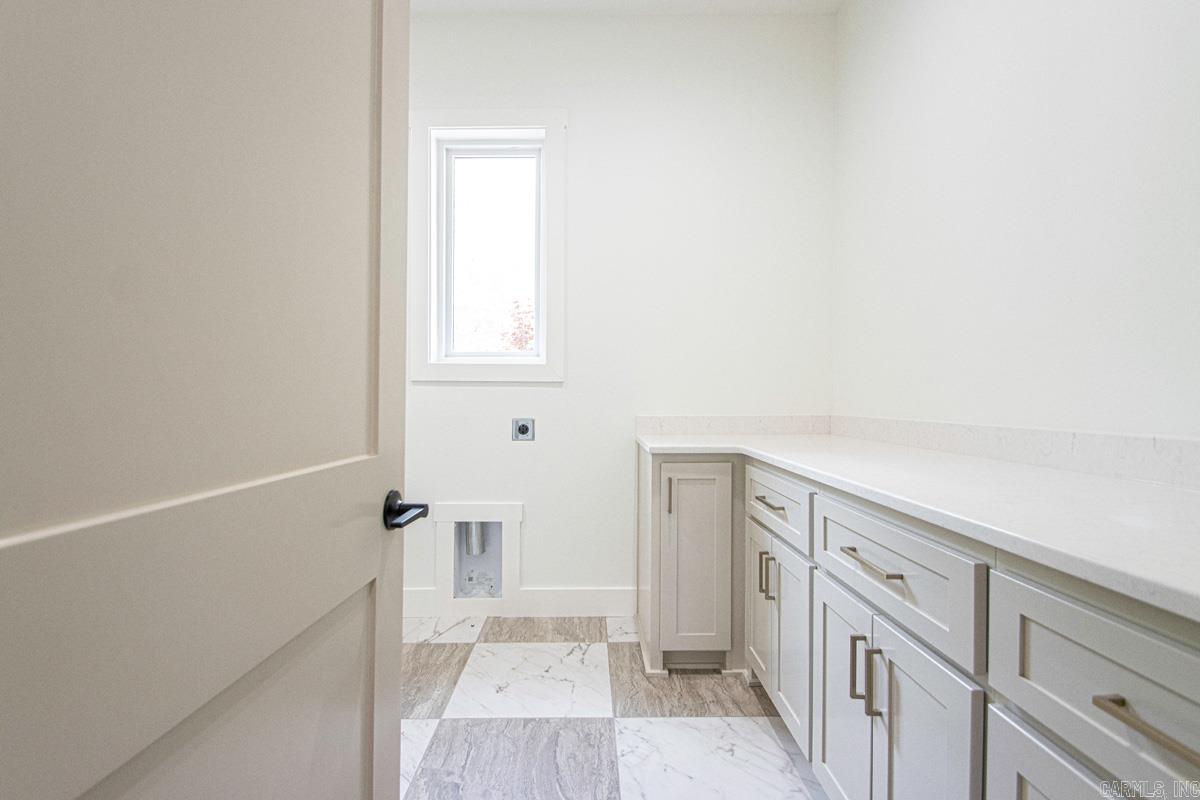 HAZEL OAK - Residential