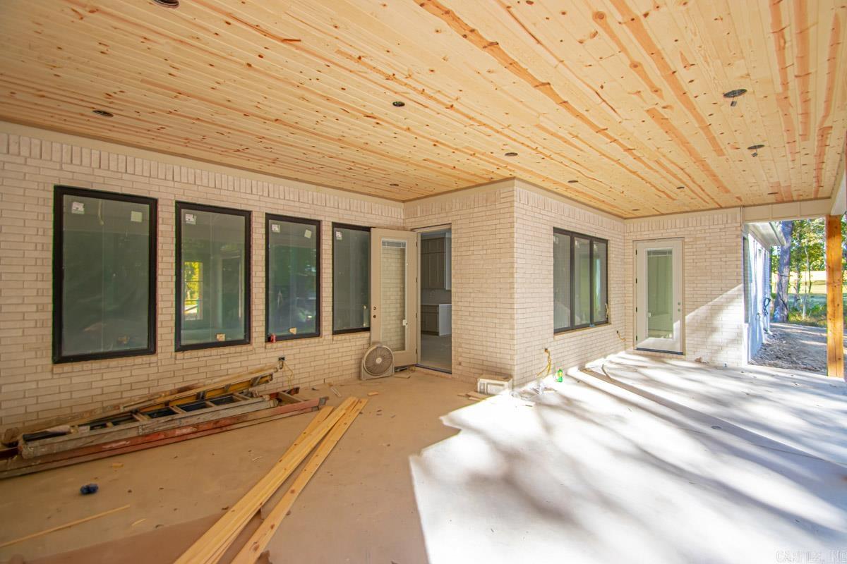 HAZEL OAK - Residential