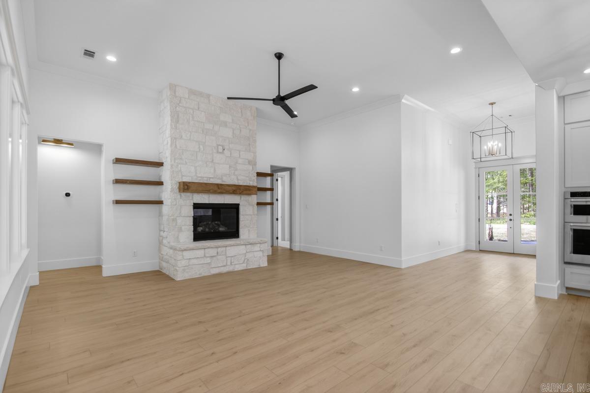 HAZEL OAK - Residential