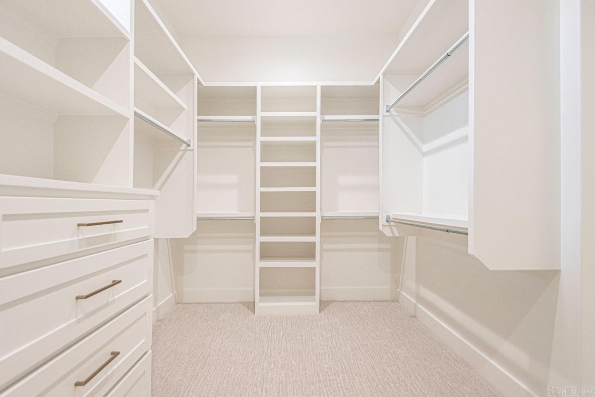 HAZEL OAK - Residential