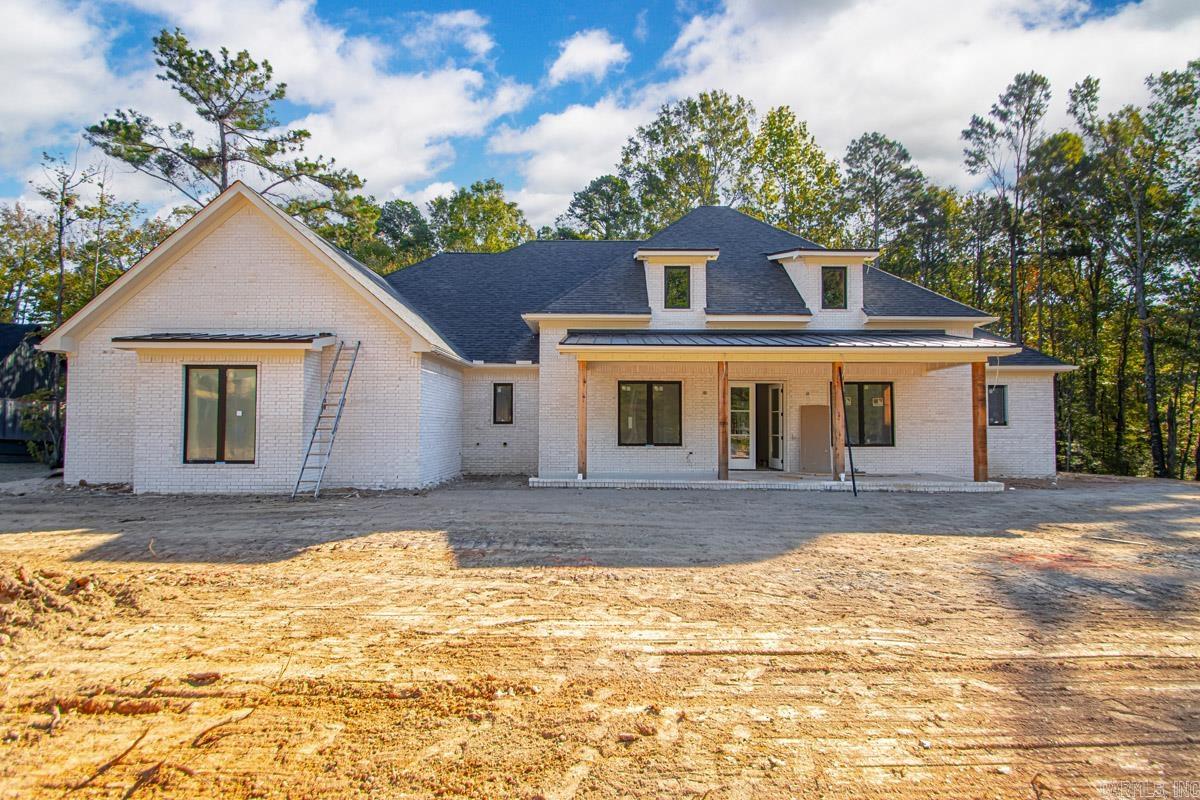 HAZEL OAK - Residential