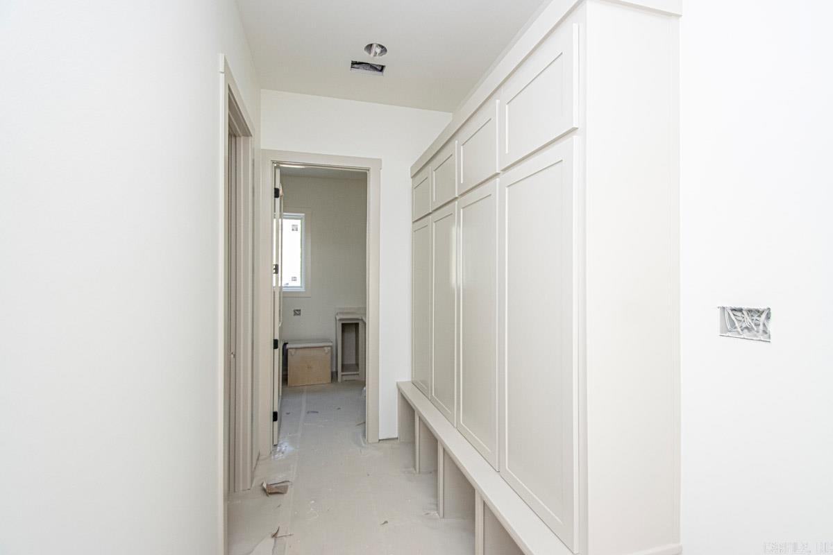 HAZEL OAK - Residential