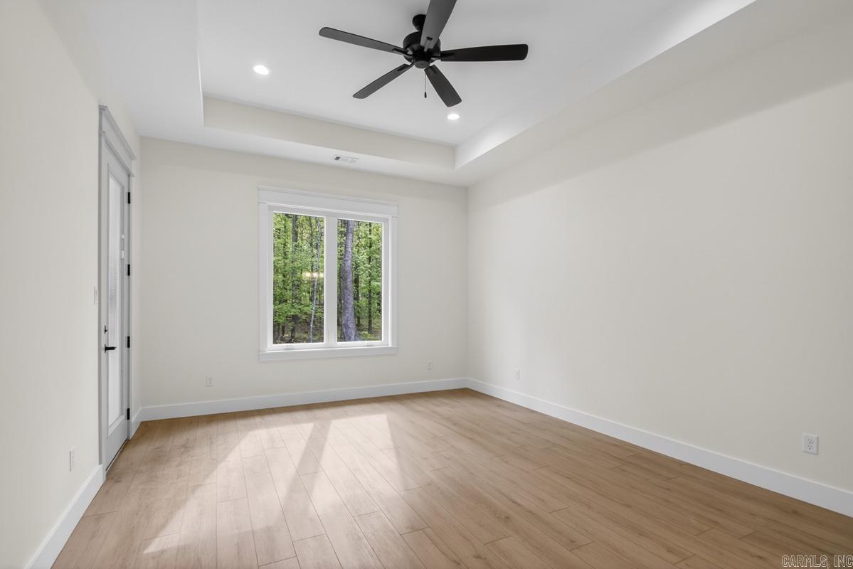 HAZEL OAK - Residential