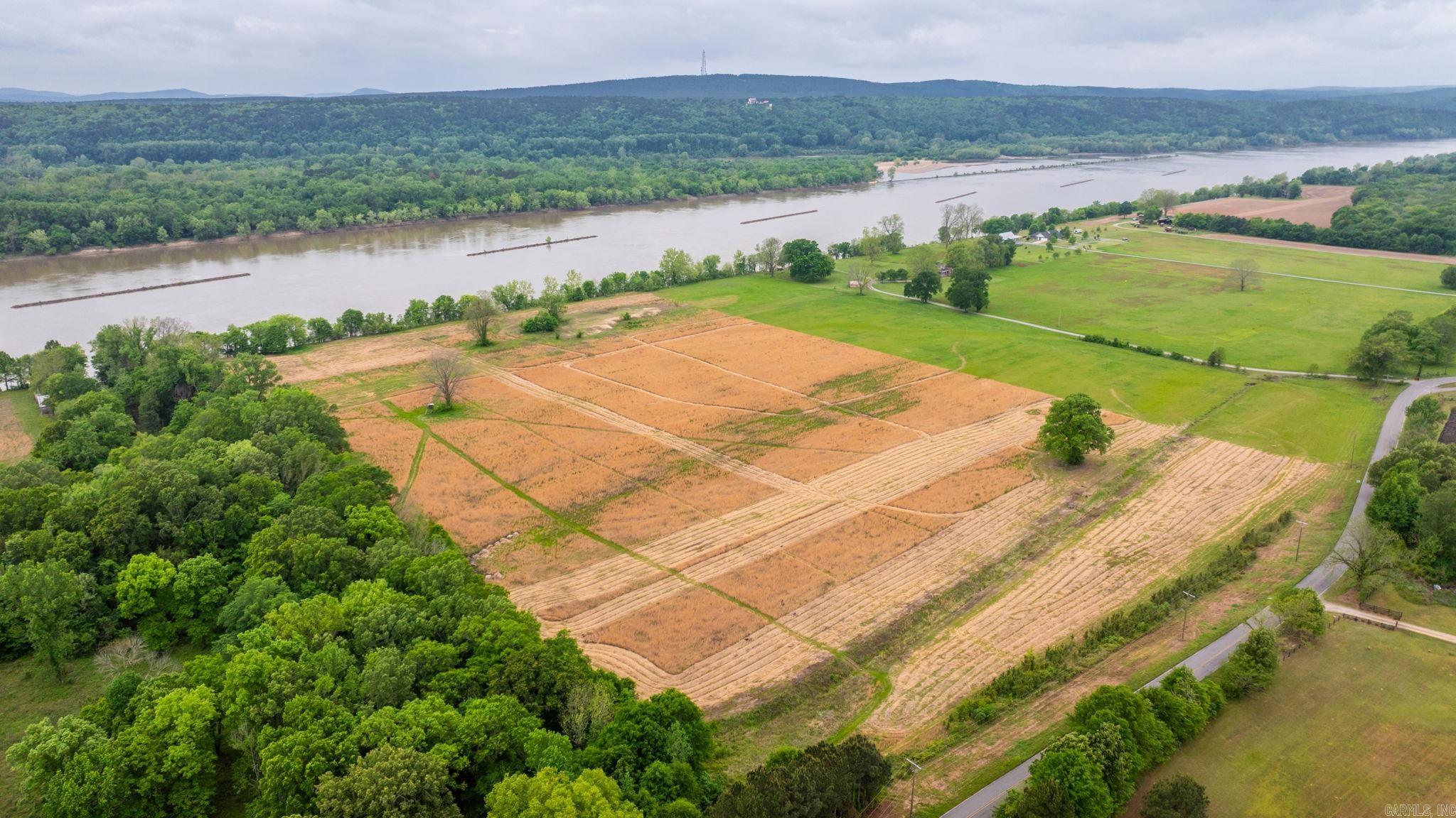 Metes & Bounds - Land