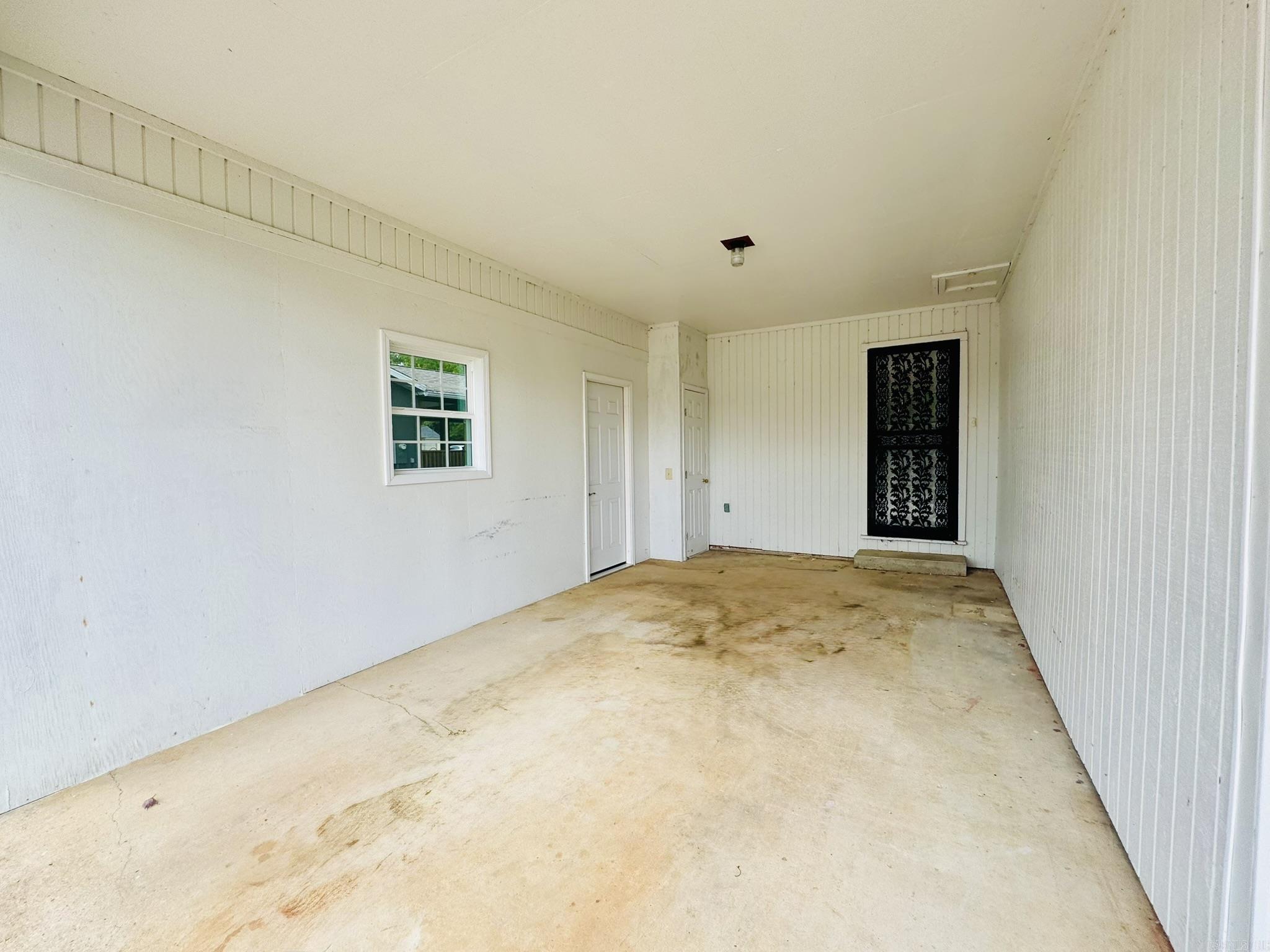 LANCASTER WESTERN - Residential