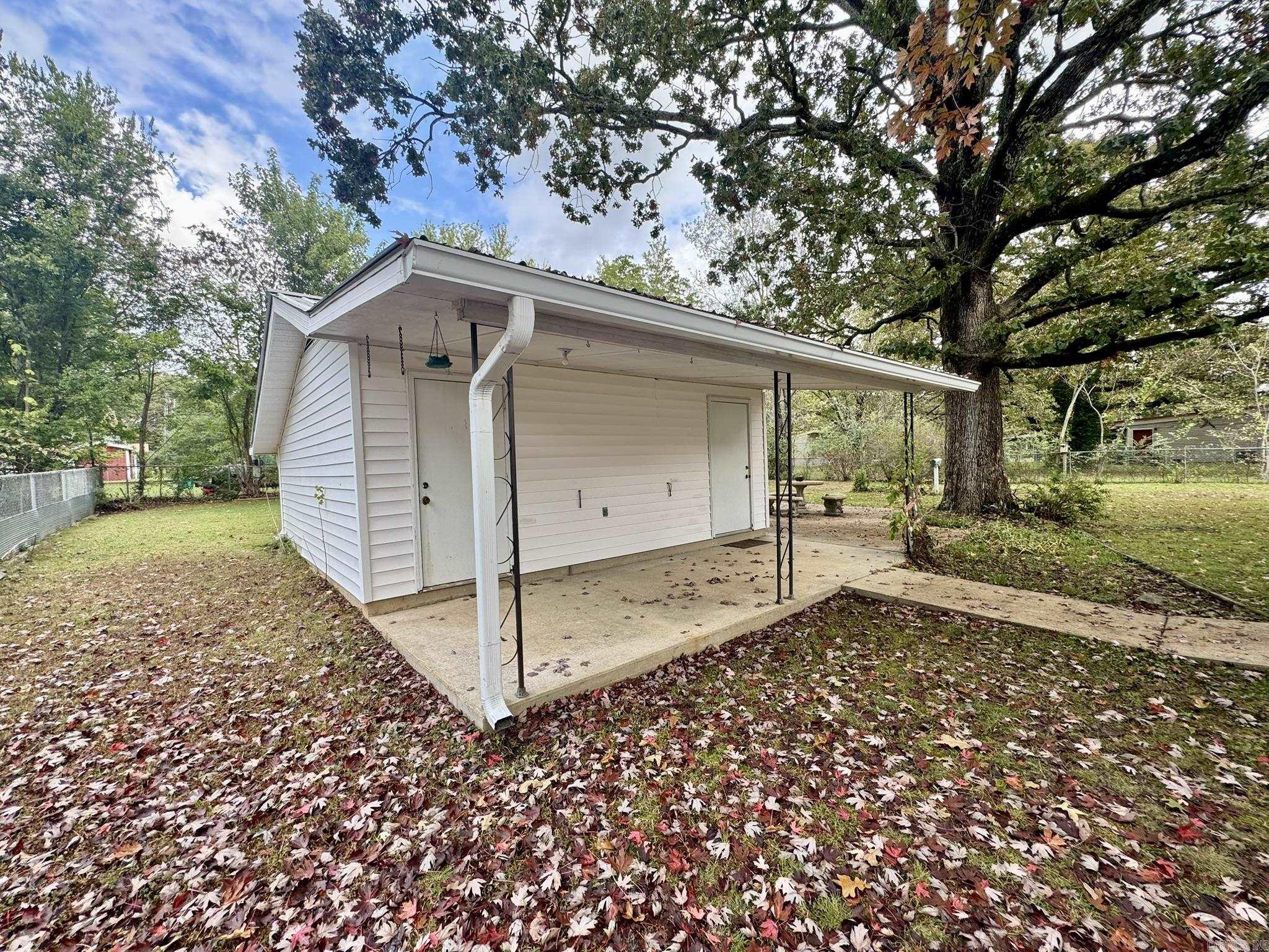LANCASTER WESTERN - Residential