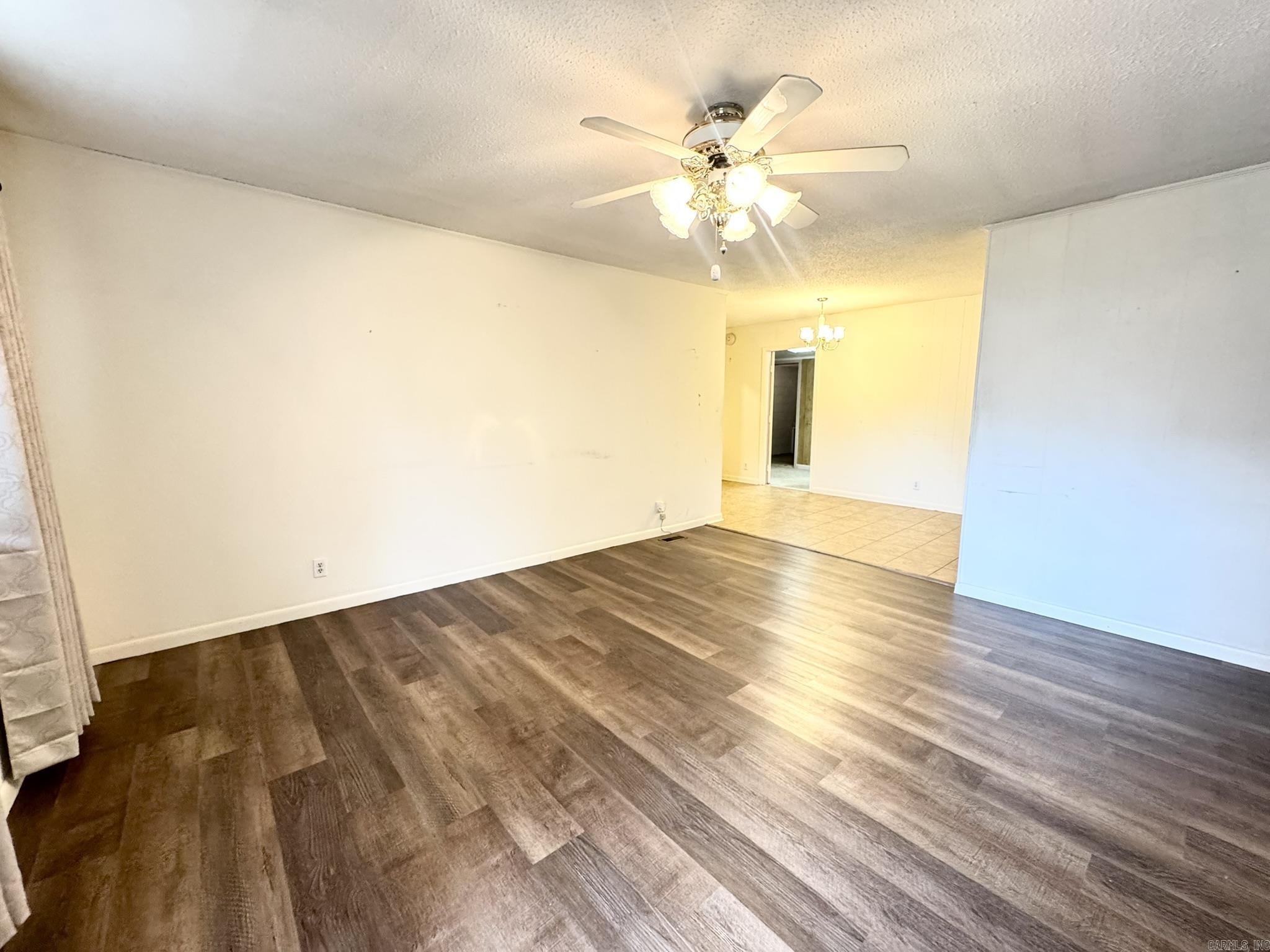 LANCASTER WESTERN - Residential