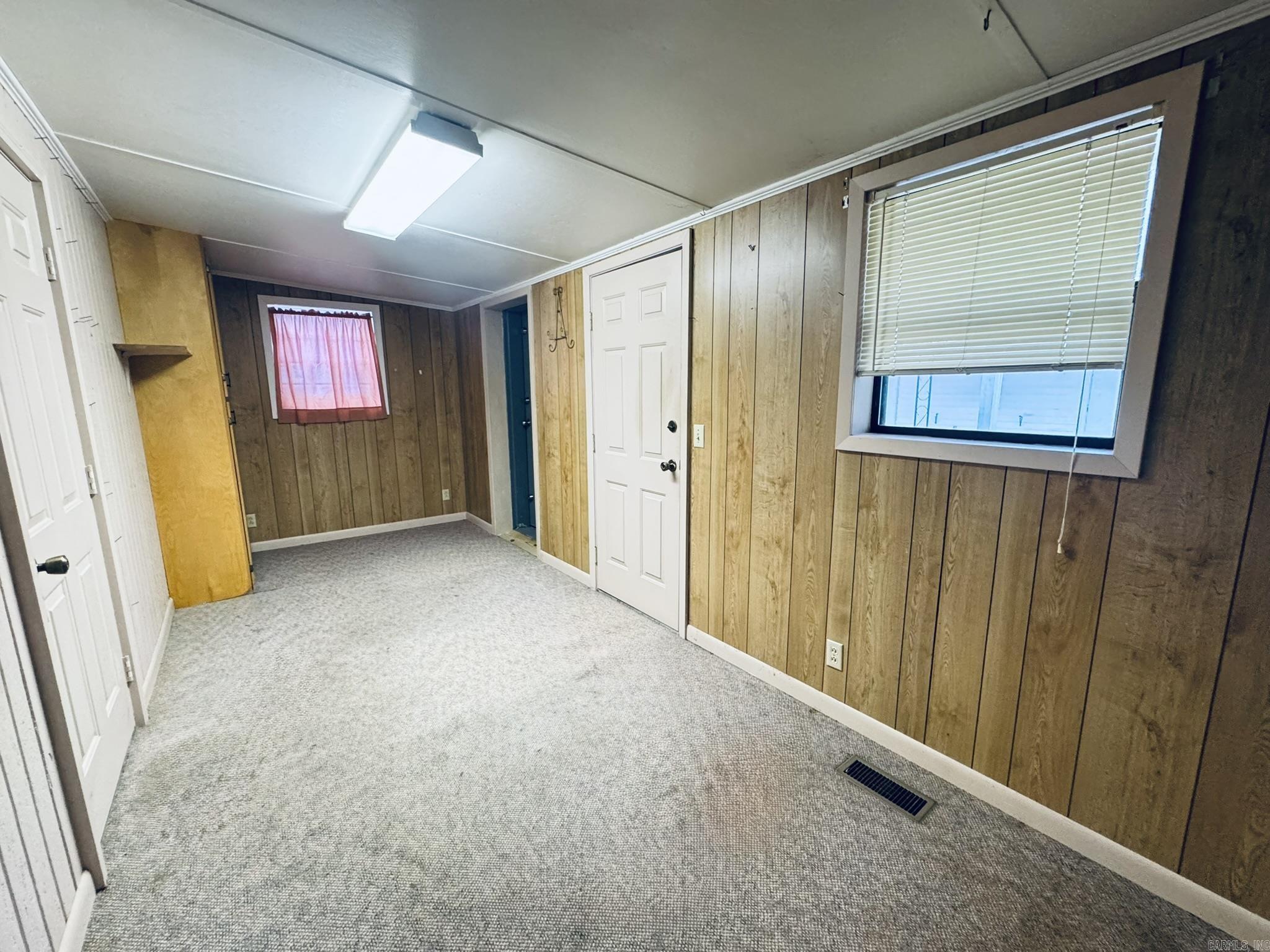 LANCASTER WESTERN - Residential