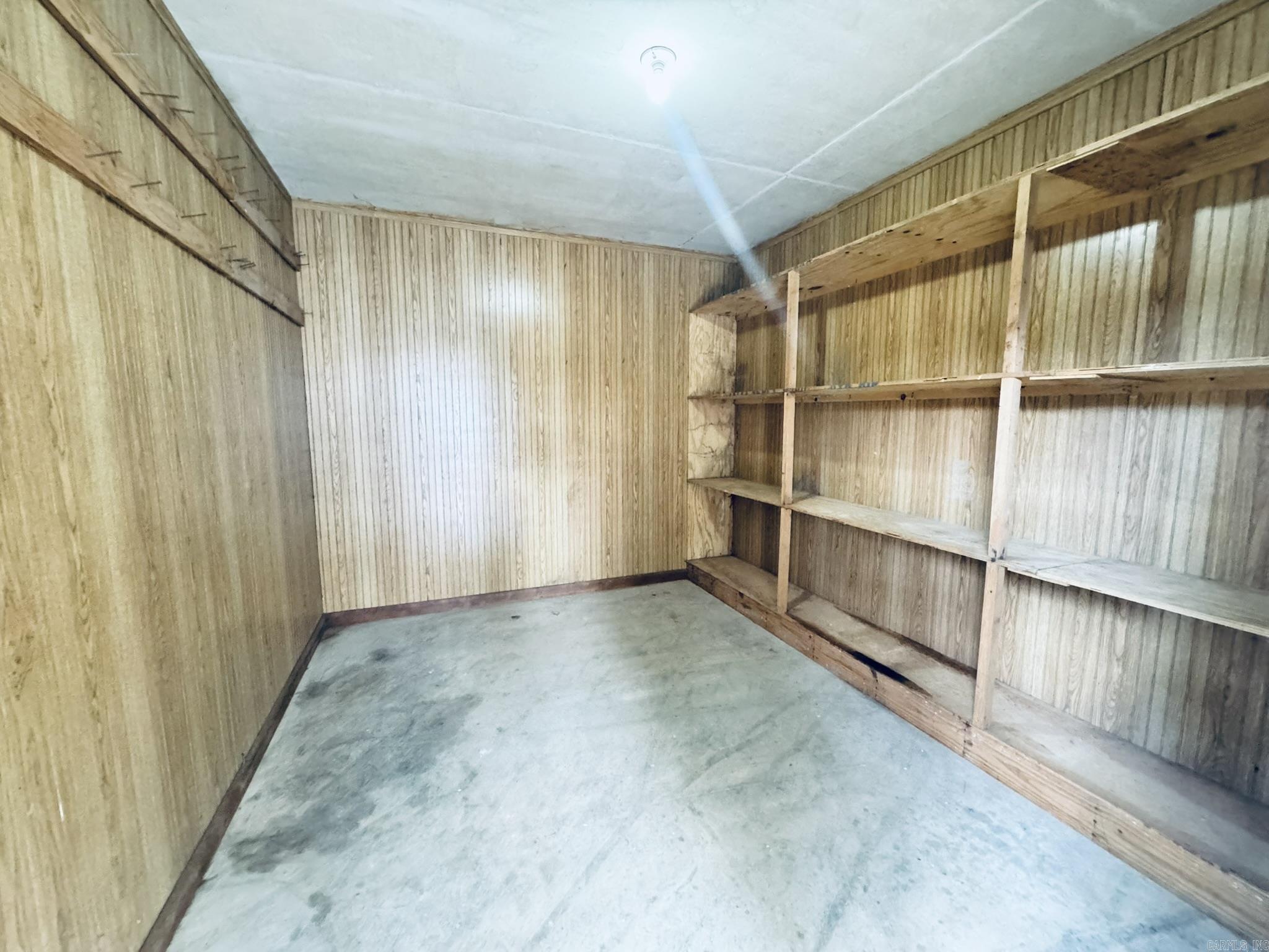 LANCASTER WESTERN - Residential