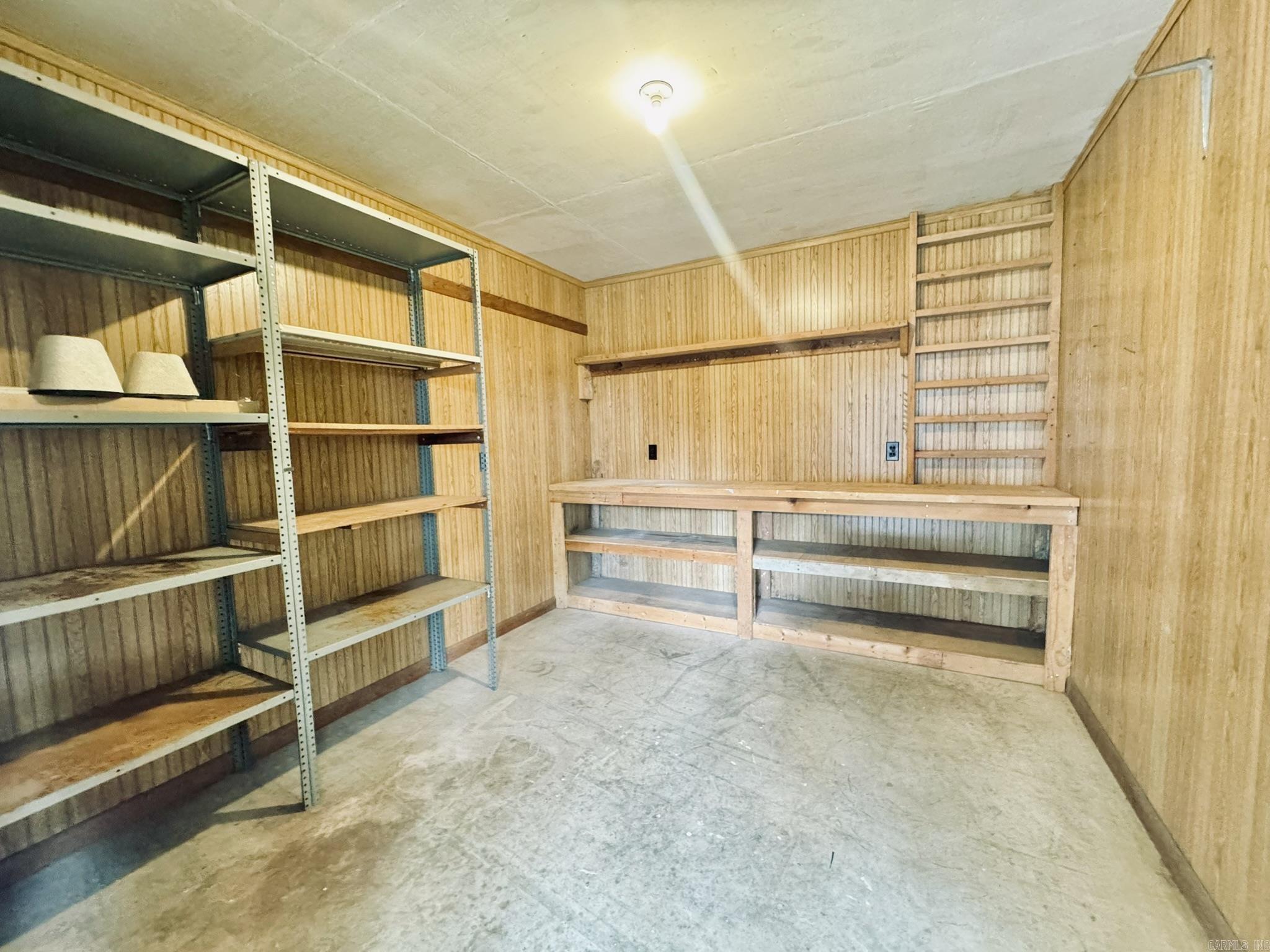 LANCASTER WESTERN - Residential