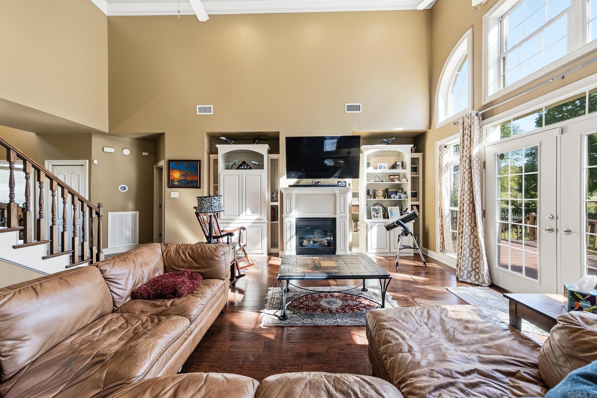 GREYSTONE - Residential