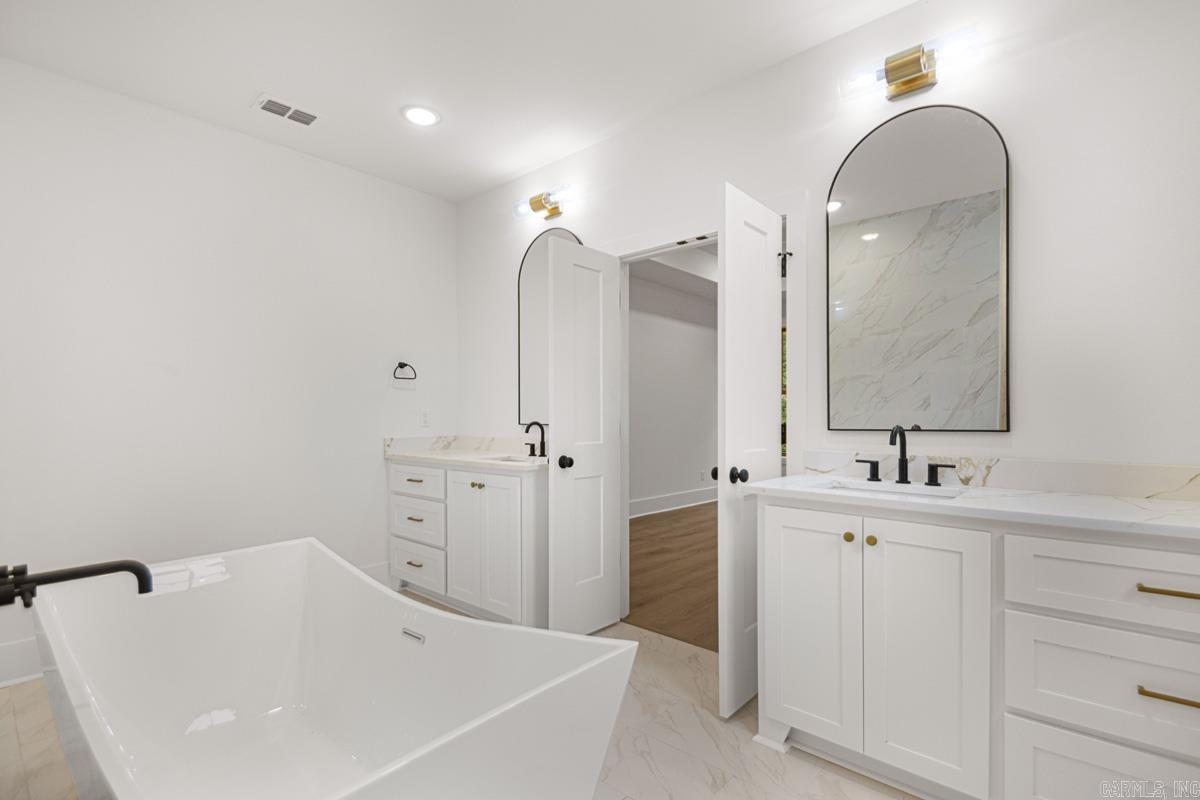 FIELDS OF HURRICANE LAKE ESTATES - Residential