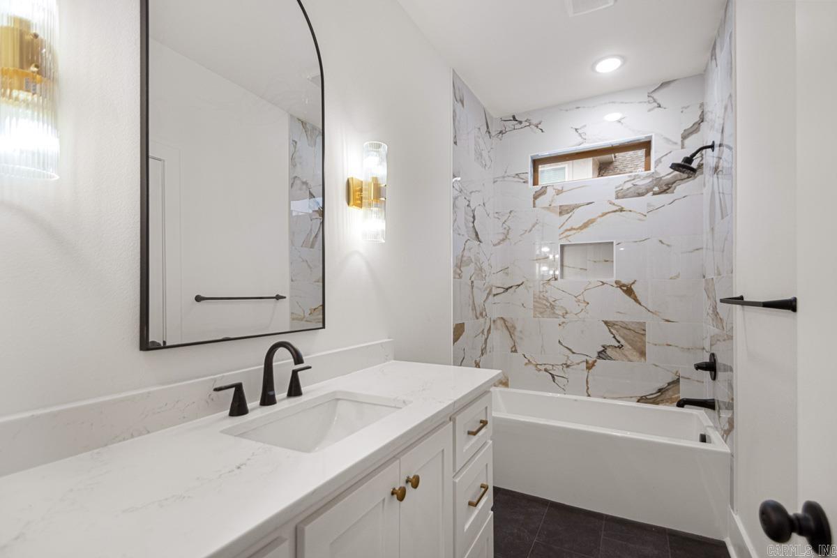 FIELDS OF HURRICANE LAKE ESTATES - Residential