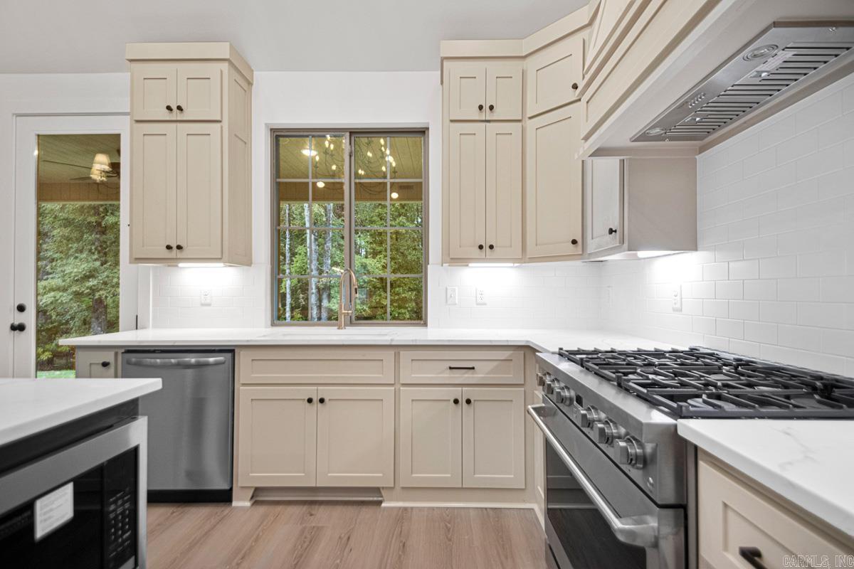 FIELDS OF HURRICANE LAKE ESTATES - Residential