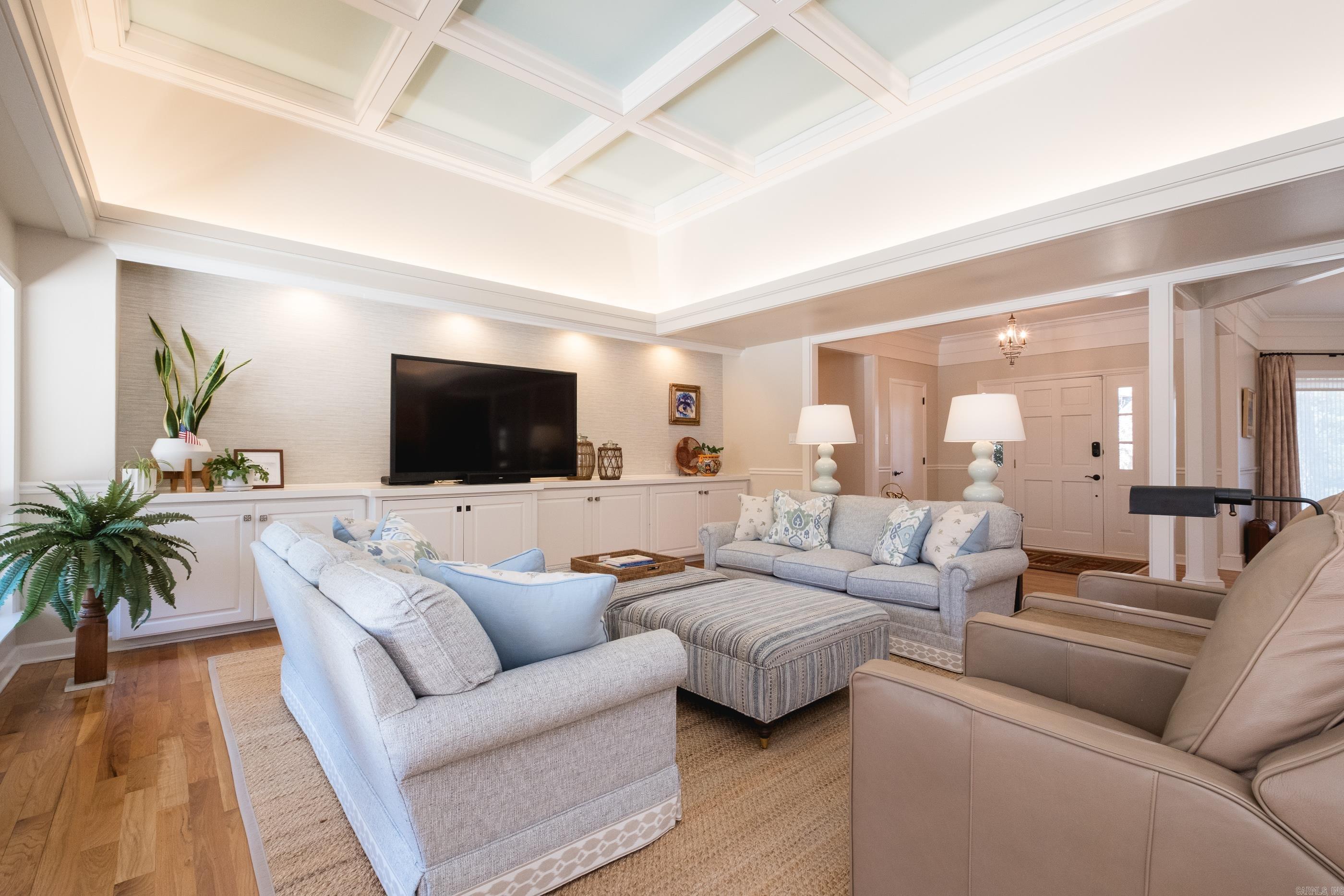 CHENAL VALLEY CHENAL CIRCLE - Residential