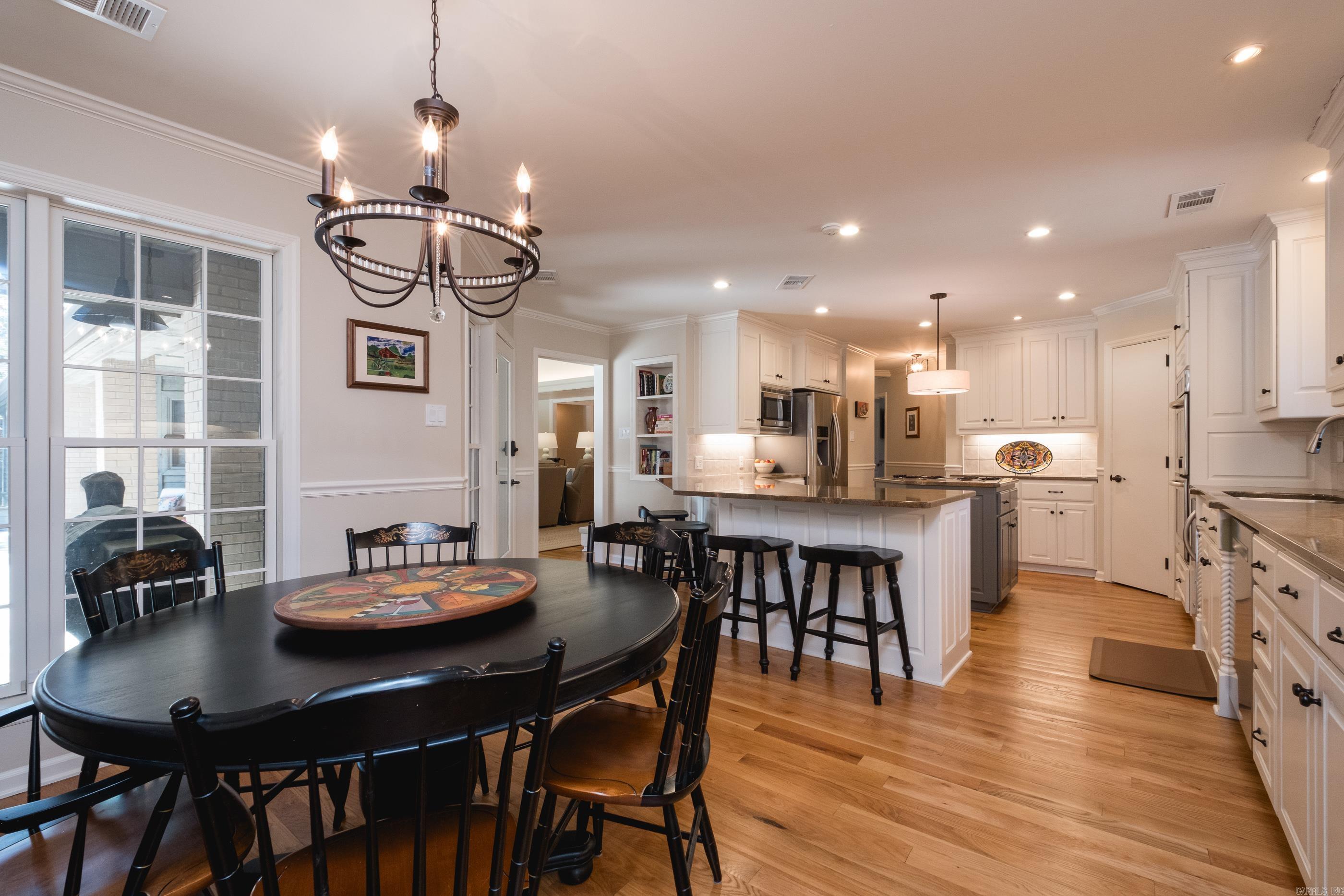 CHENAL VALLEY CHENAL CIRCLE - Residential
