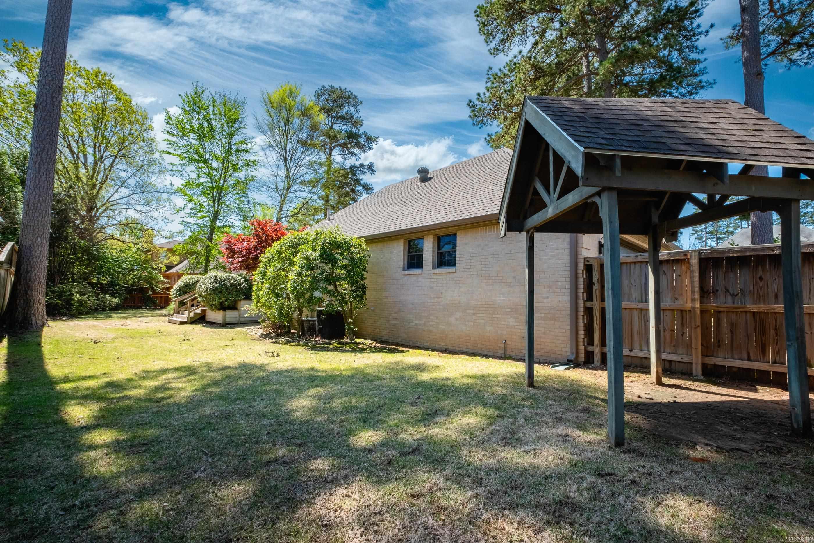 CHENAL VALLEY CHENAL CIRCLE - Residential