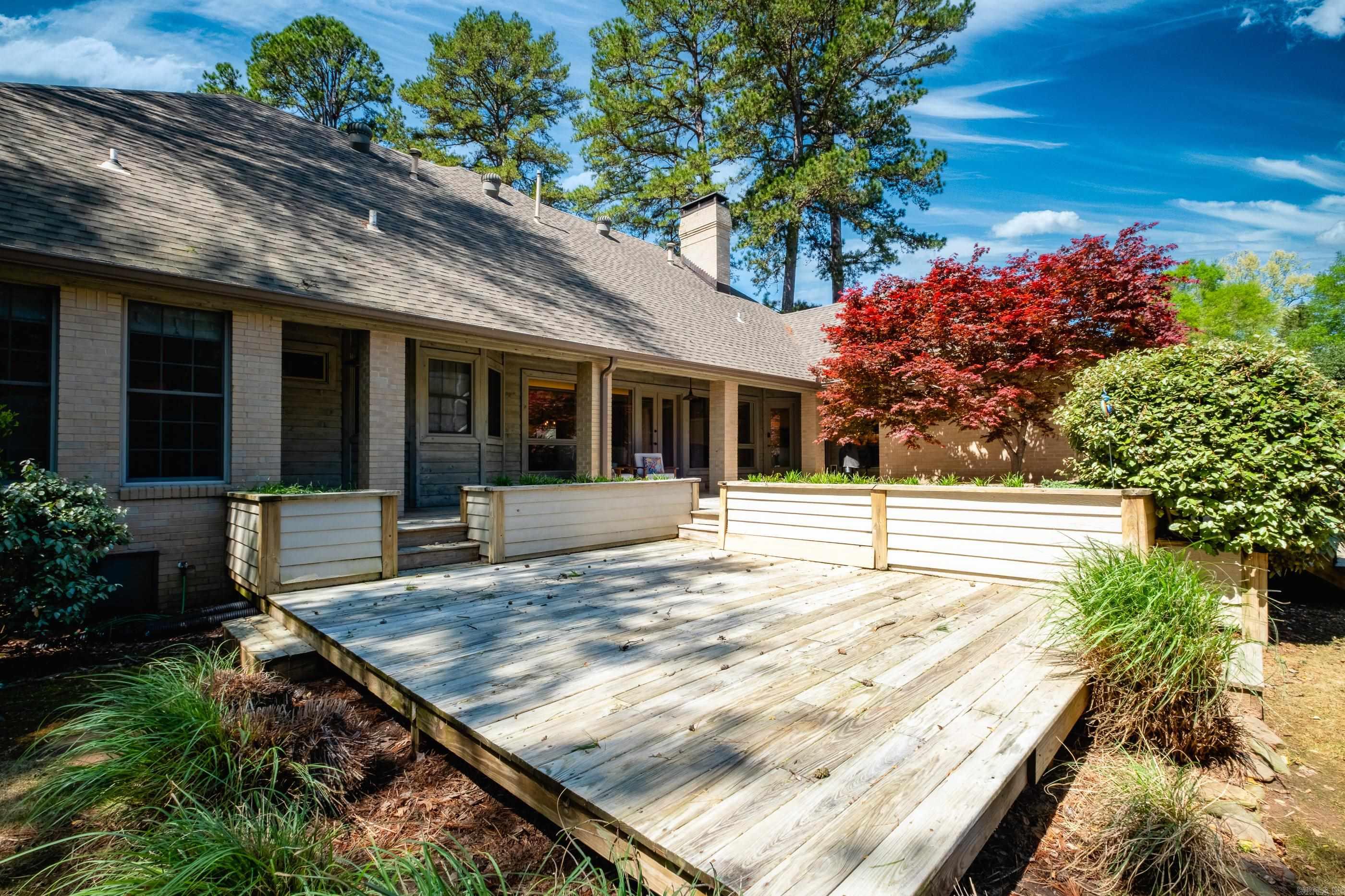 CHENAL VALLEY CHENAL CIRCLE - Residential