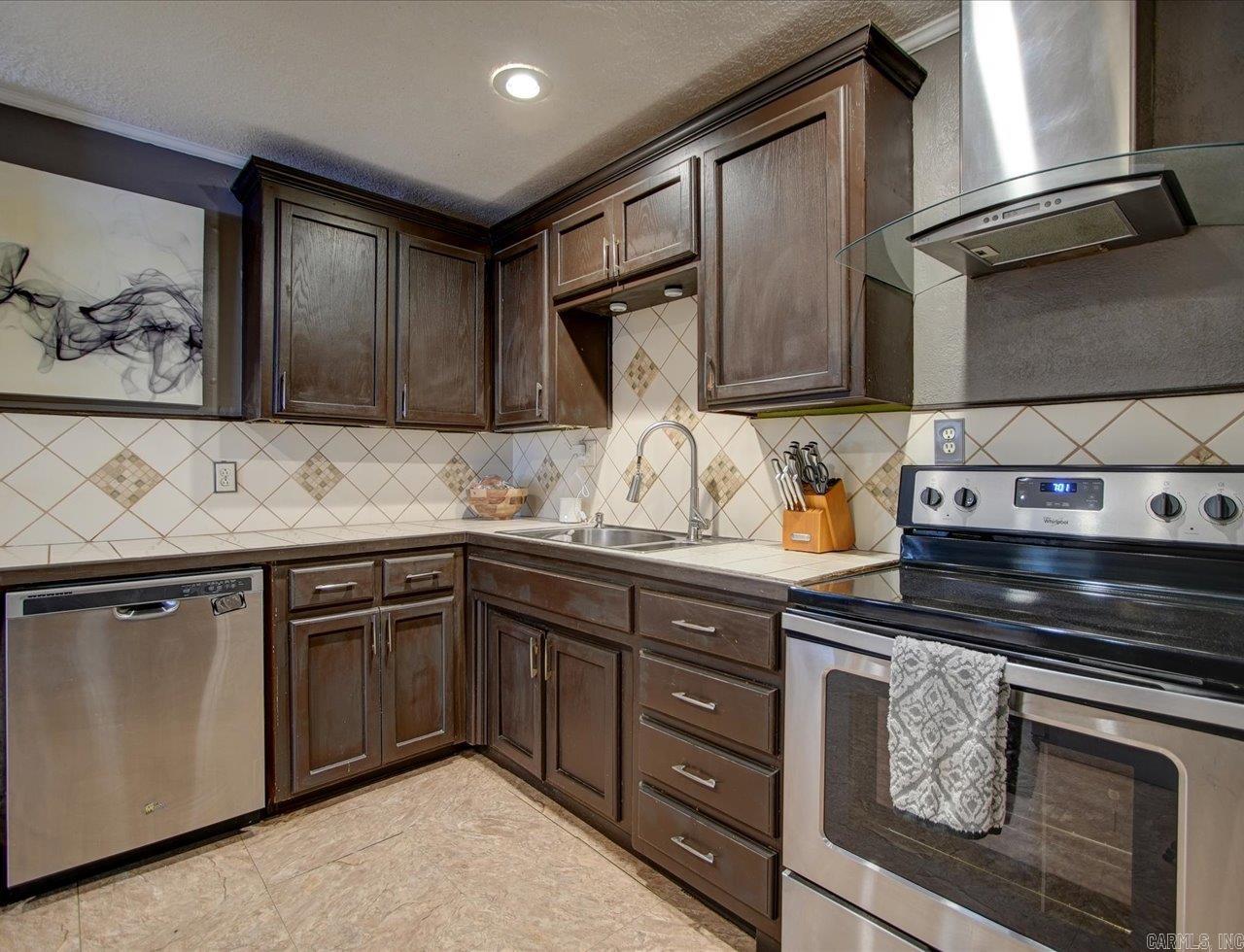 Lake Hamilton Shores - Residential