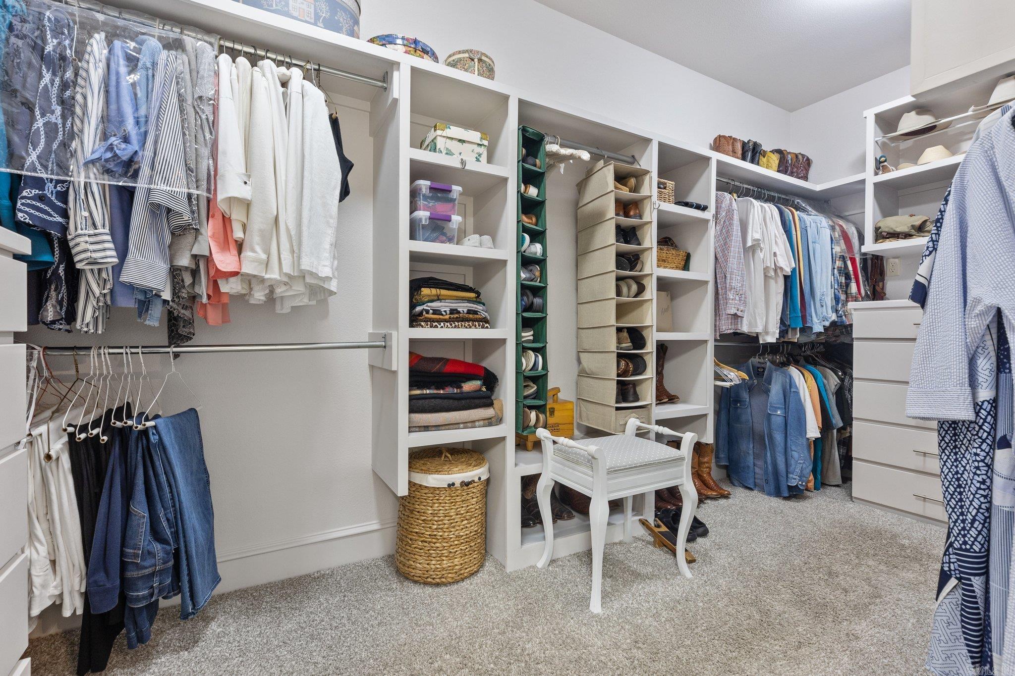 CHENAL VALLEY "MIRABEL COURT" - Residential