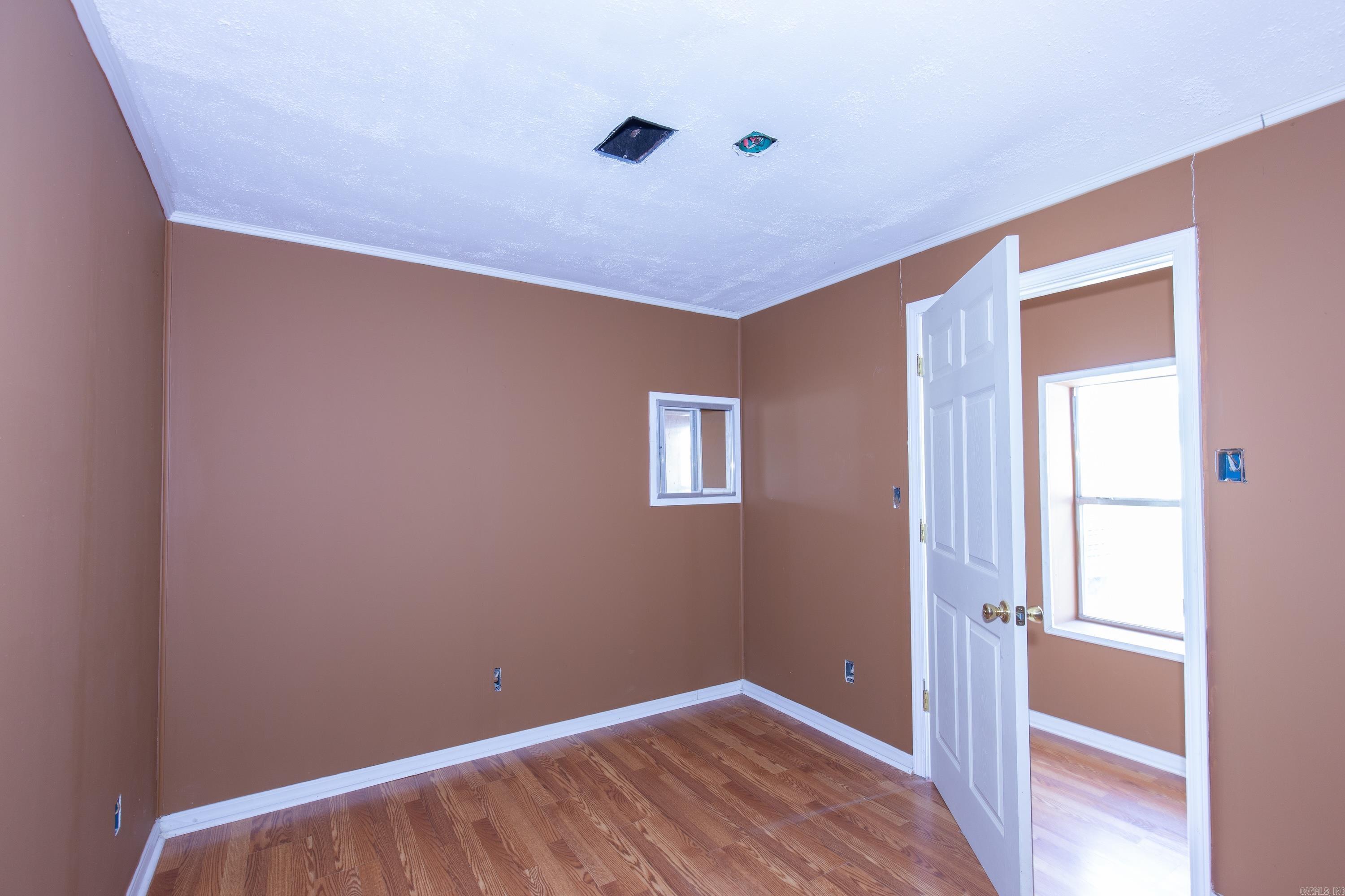 HENRYS EST TO JACK - Residential