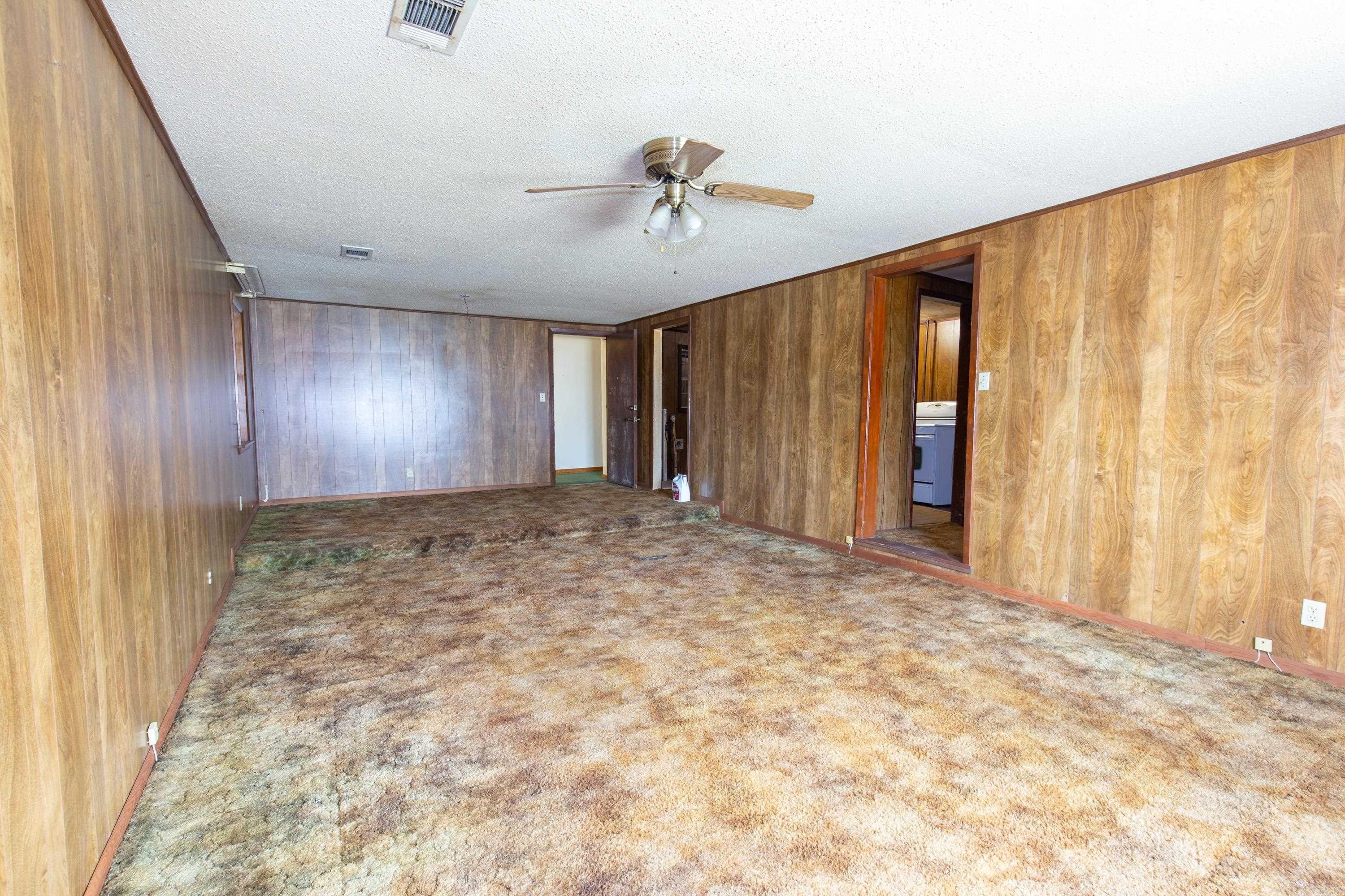 HENRYS EST TO JACK - Residential