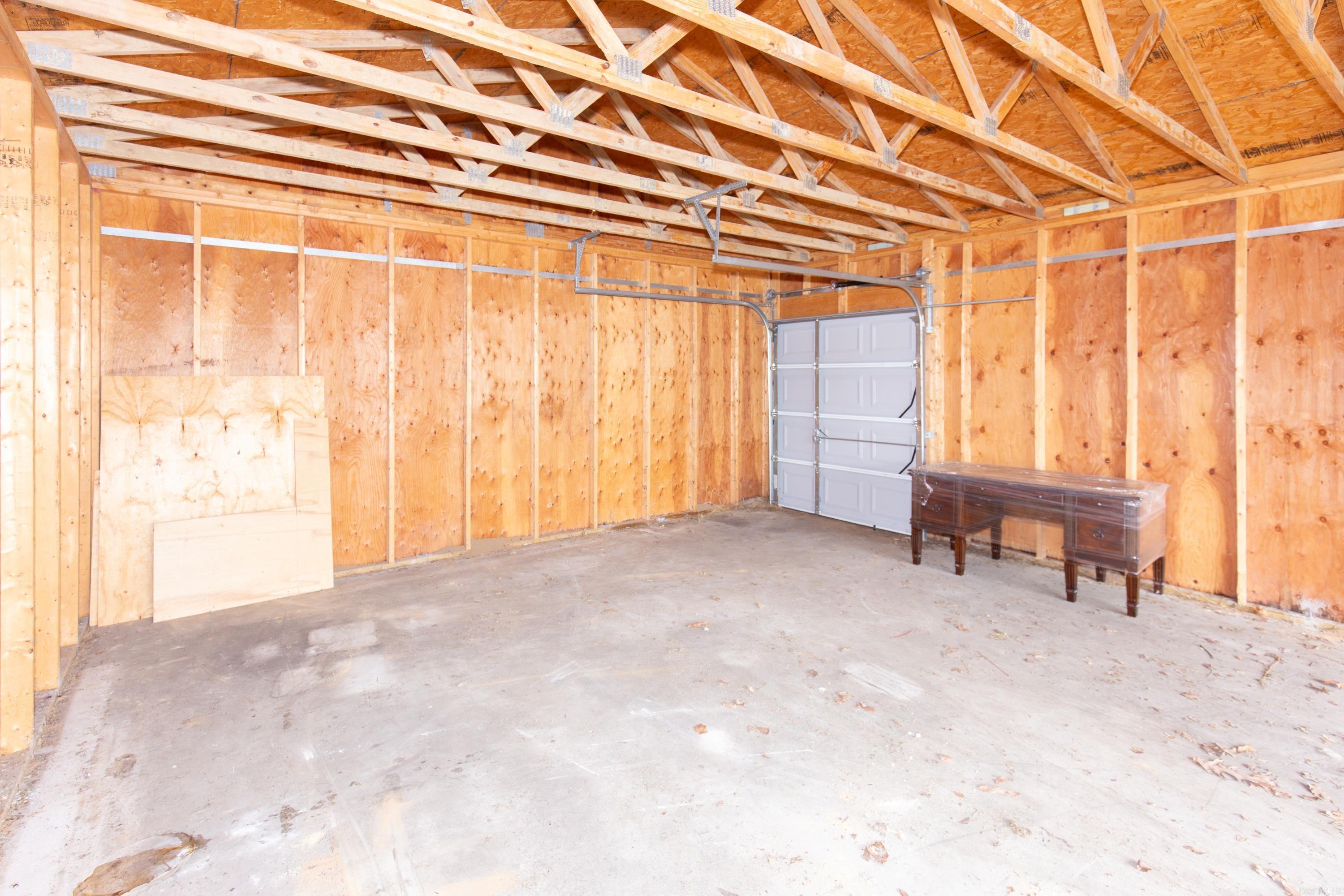 HENRYS EST TO JACK - Residential