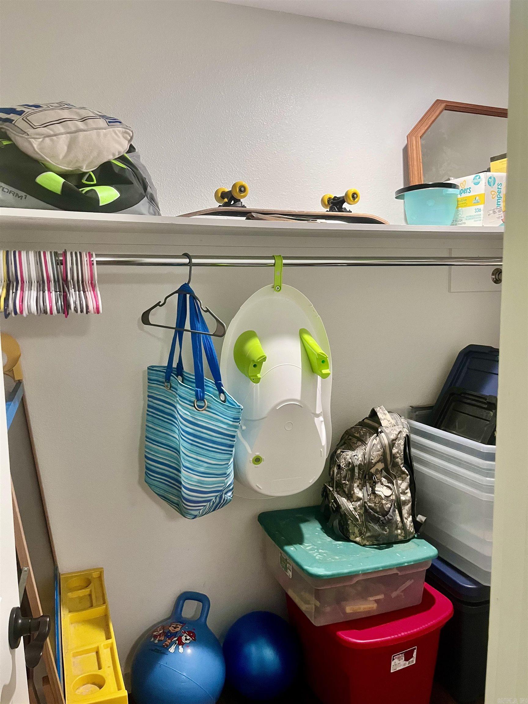 BROOKN RIDGE - Residential