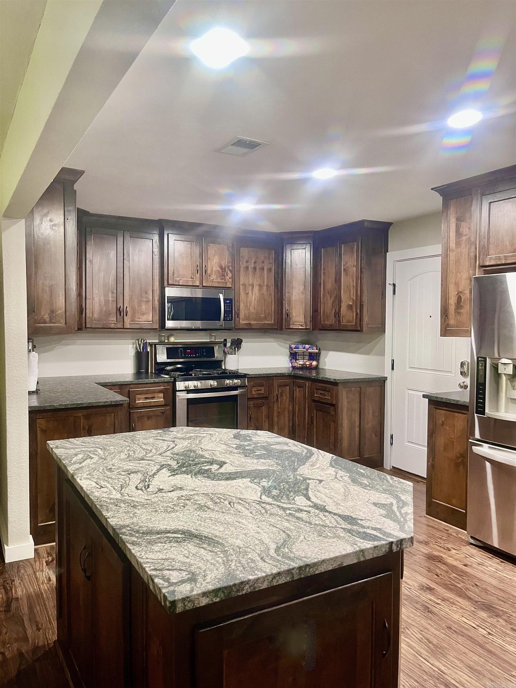 BROOKN RIDGE - Residential