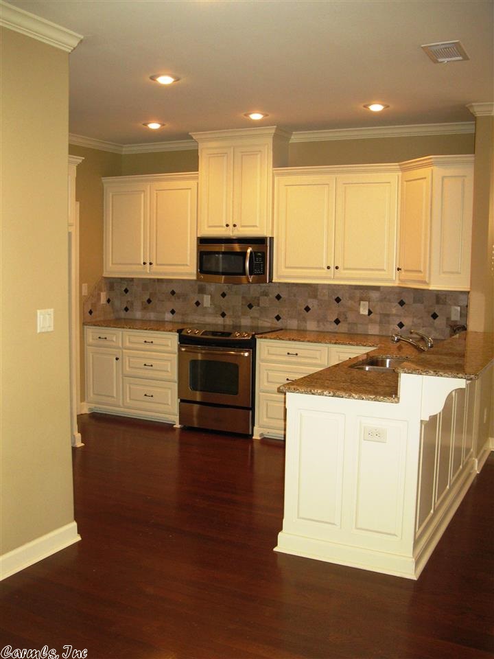 LONGLEAF COVE - Residential