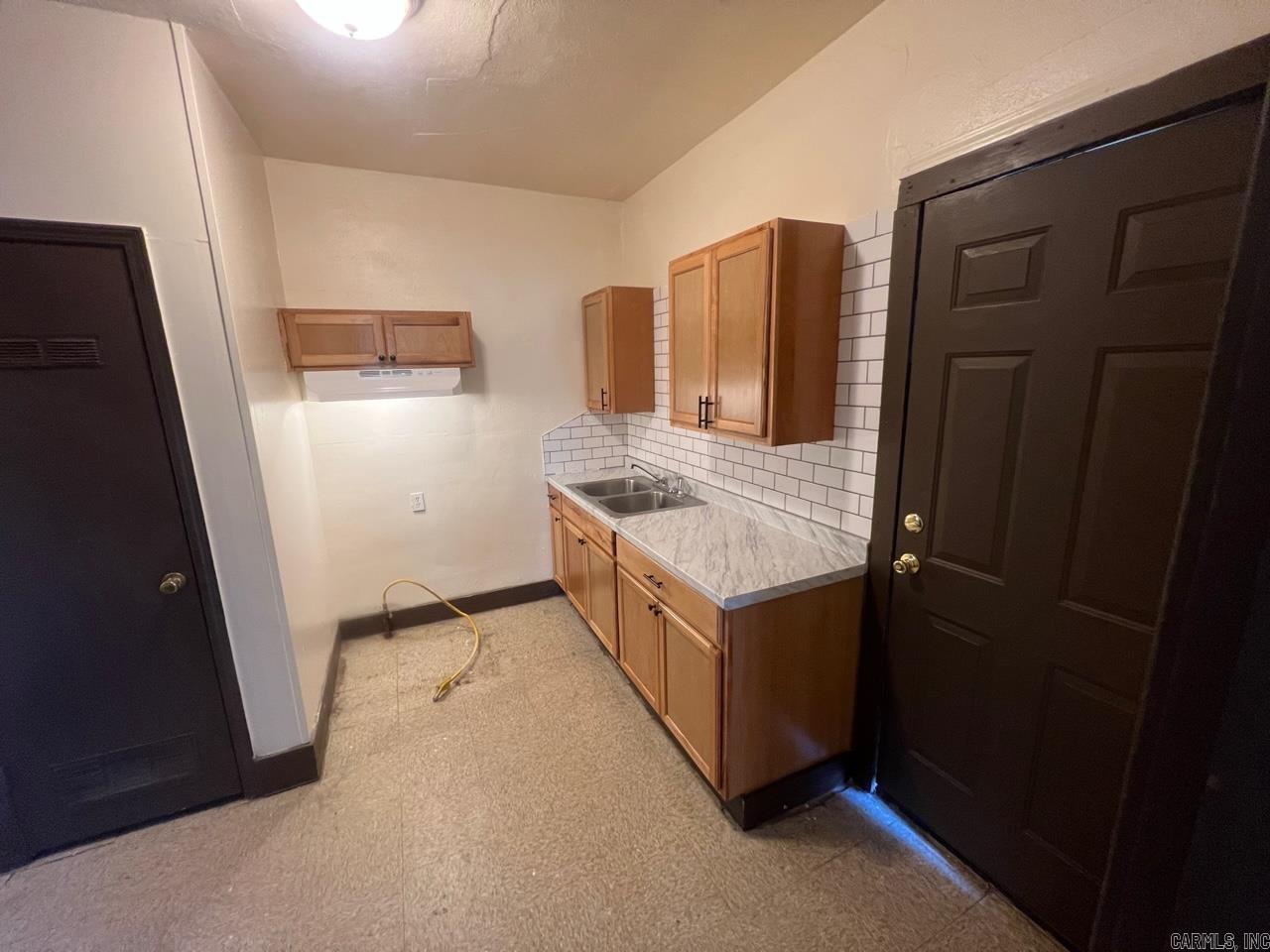 Fields Bros - Residential Lease