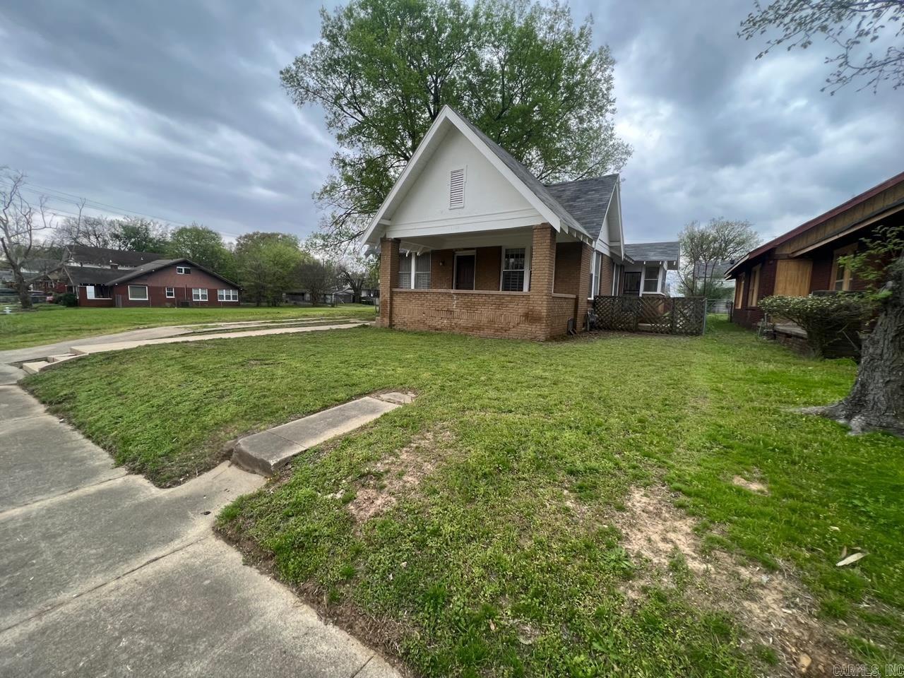 Fields Bros - Residential Lease