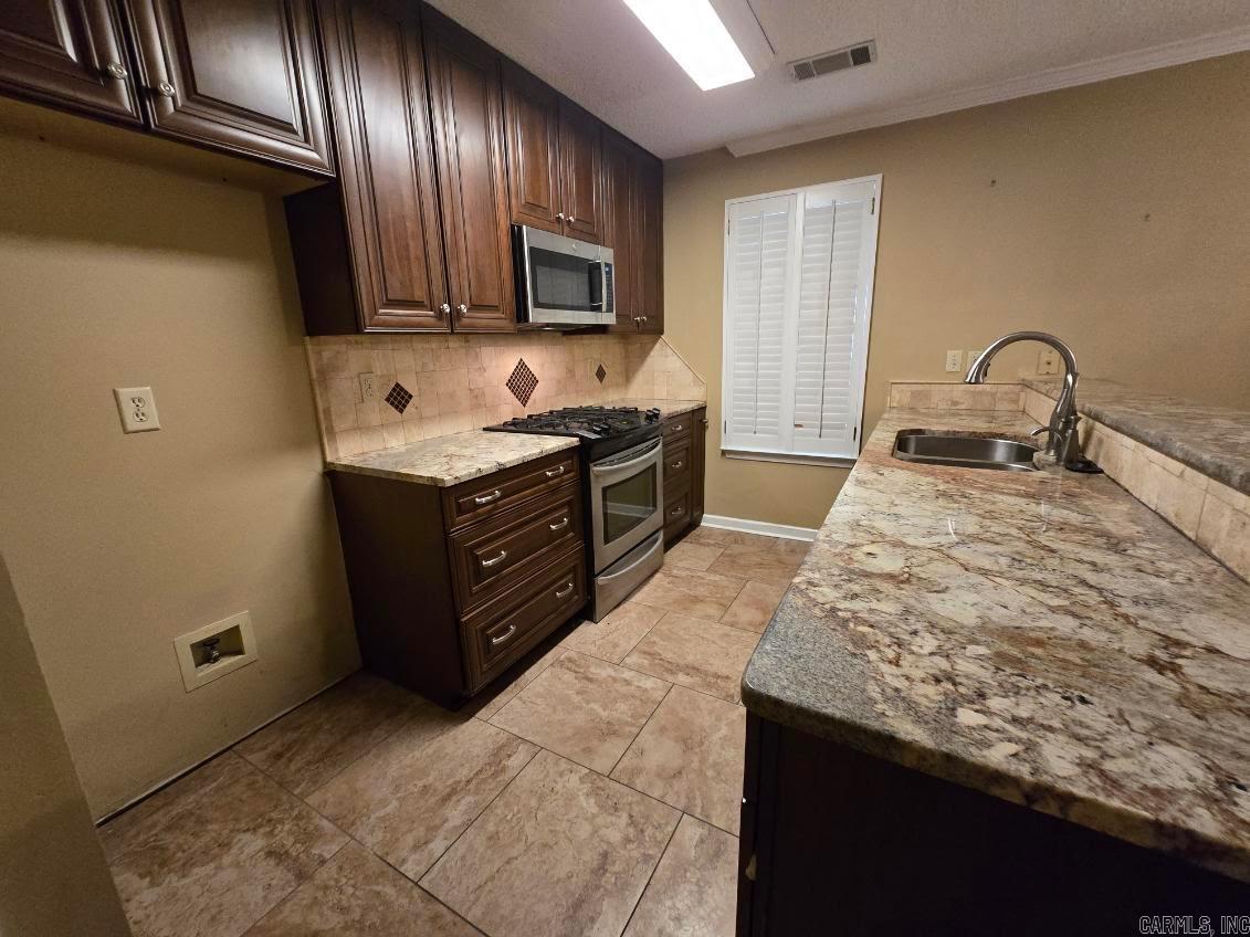 Springhill Manor - Residential Lease