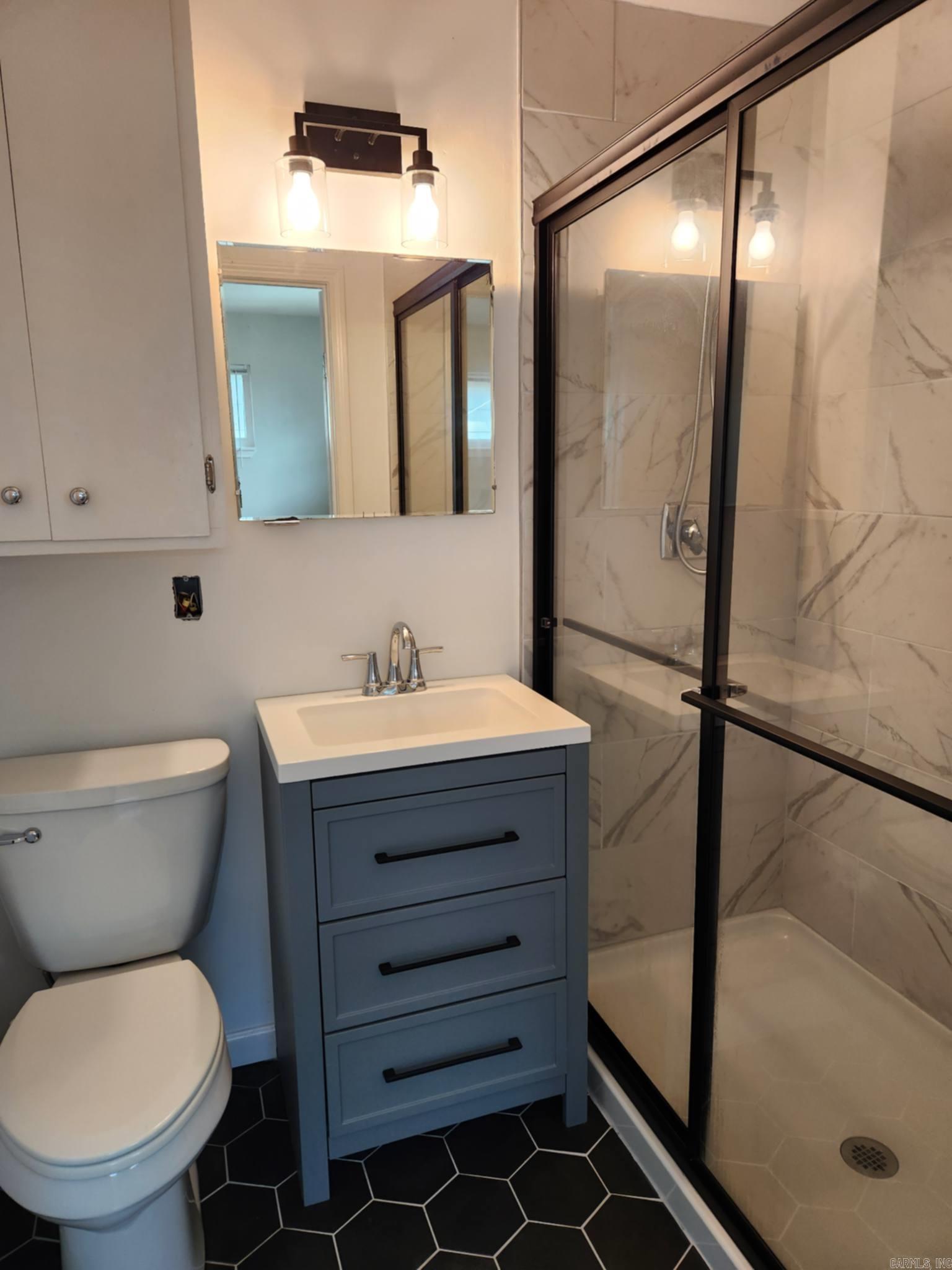 TROUTT - Residential