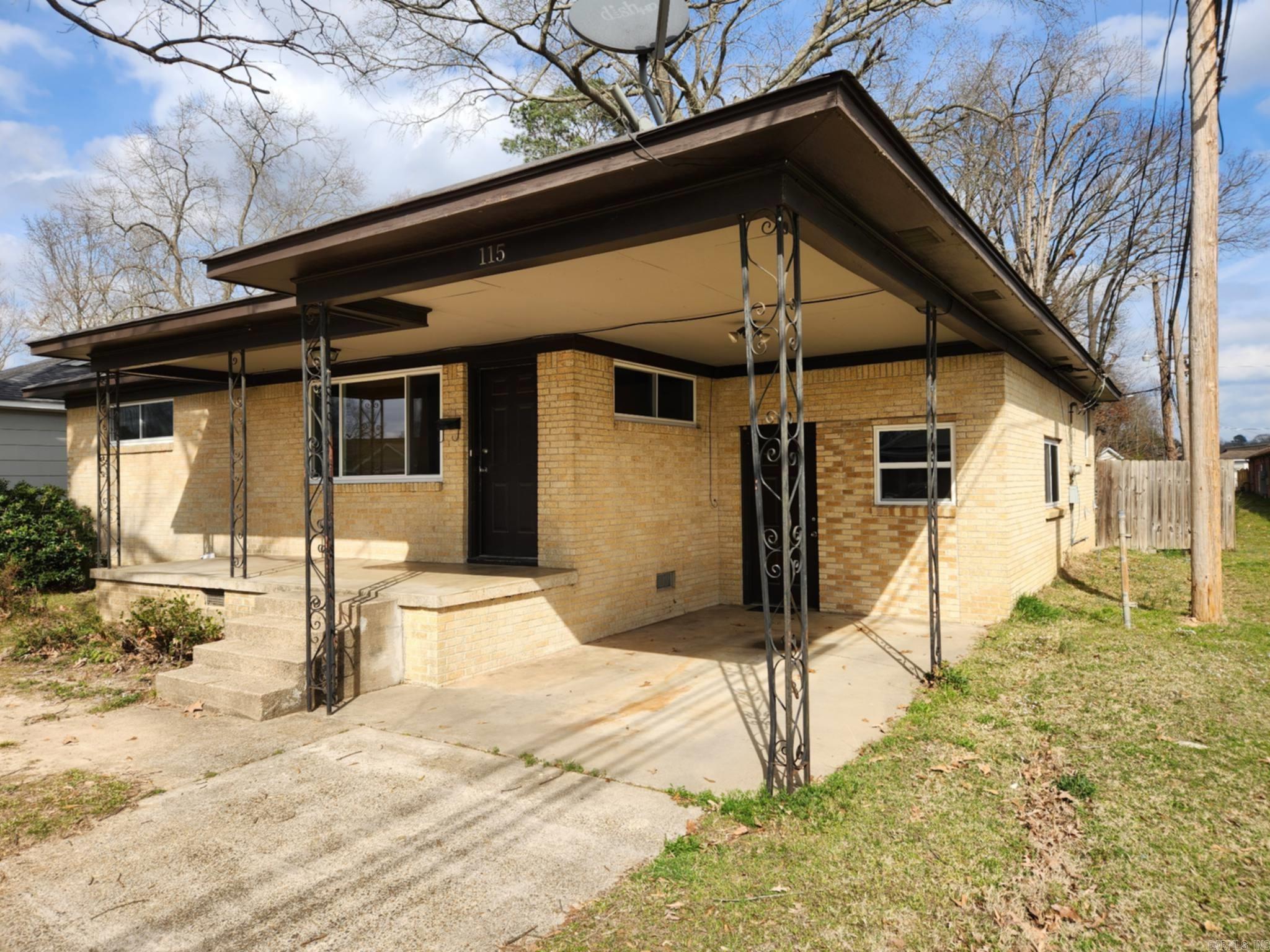 TROUTT - Residential