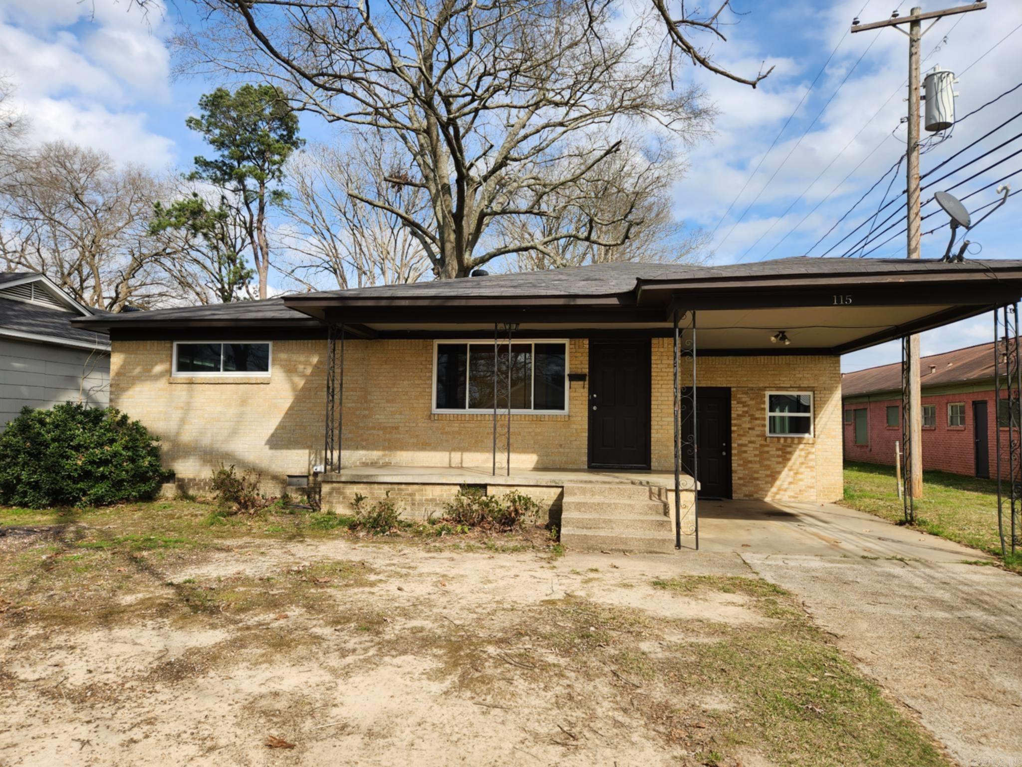 TROUTT - Residential