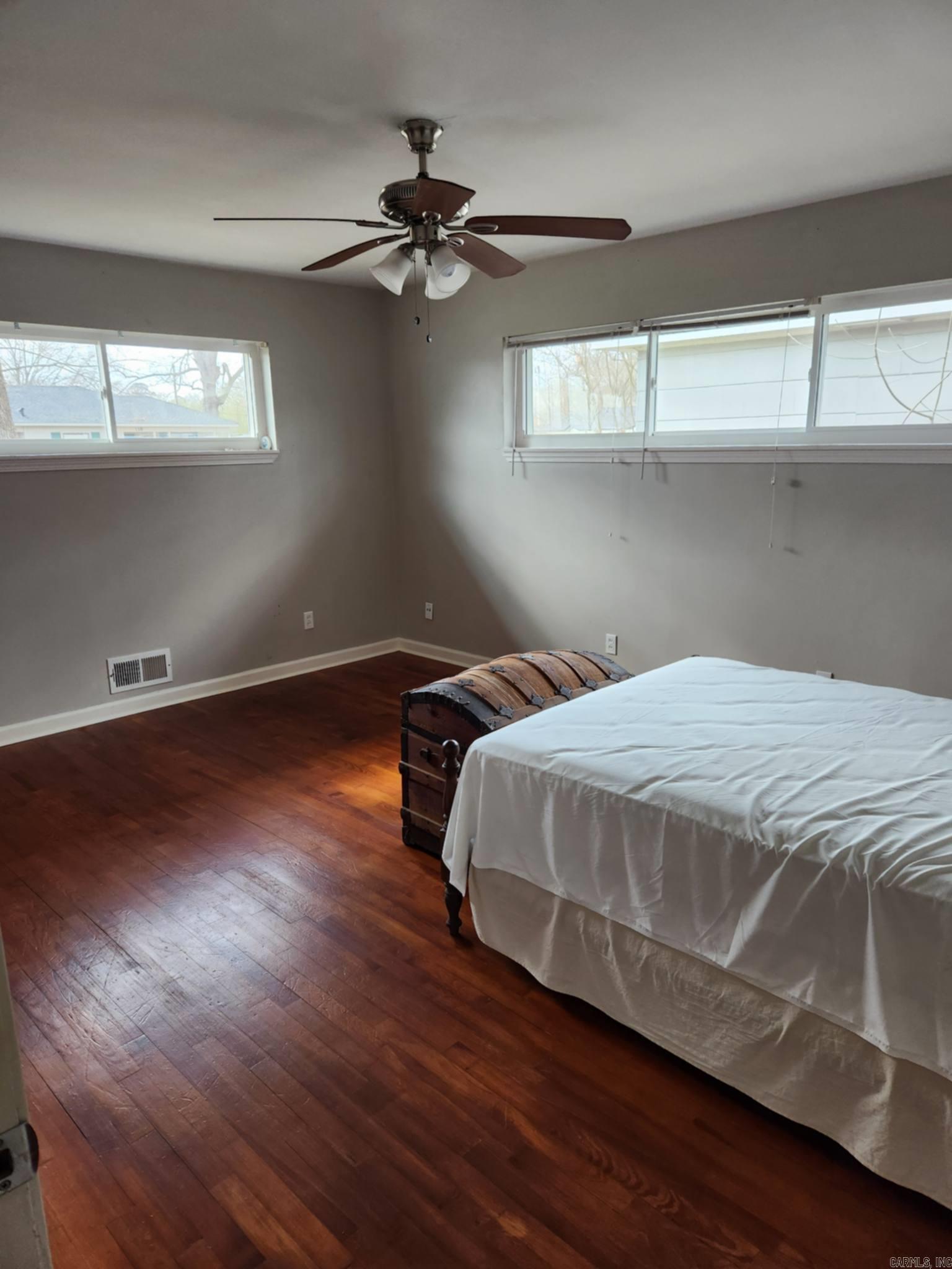 TROUTT - Residential