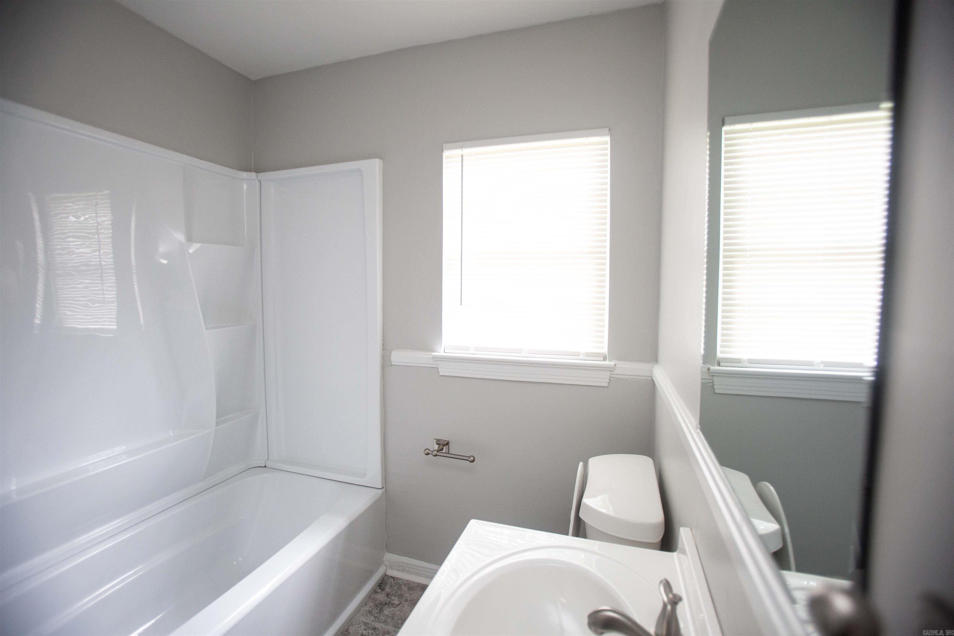 Rose City - Residential Lease