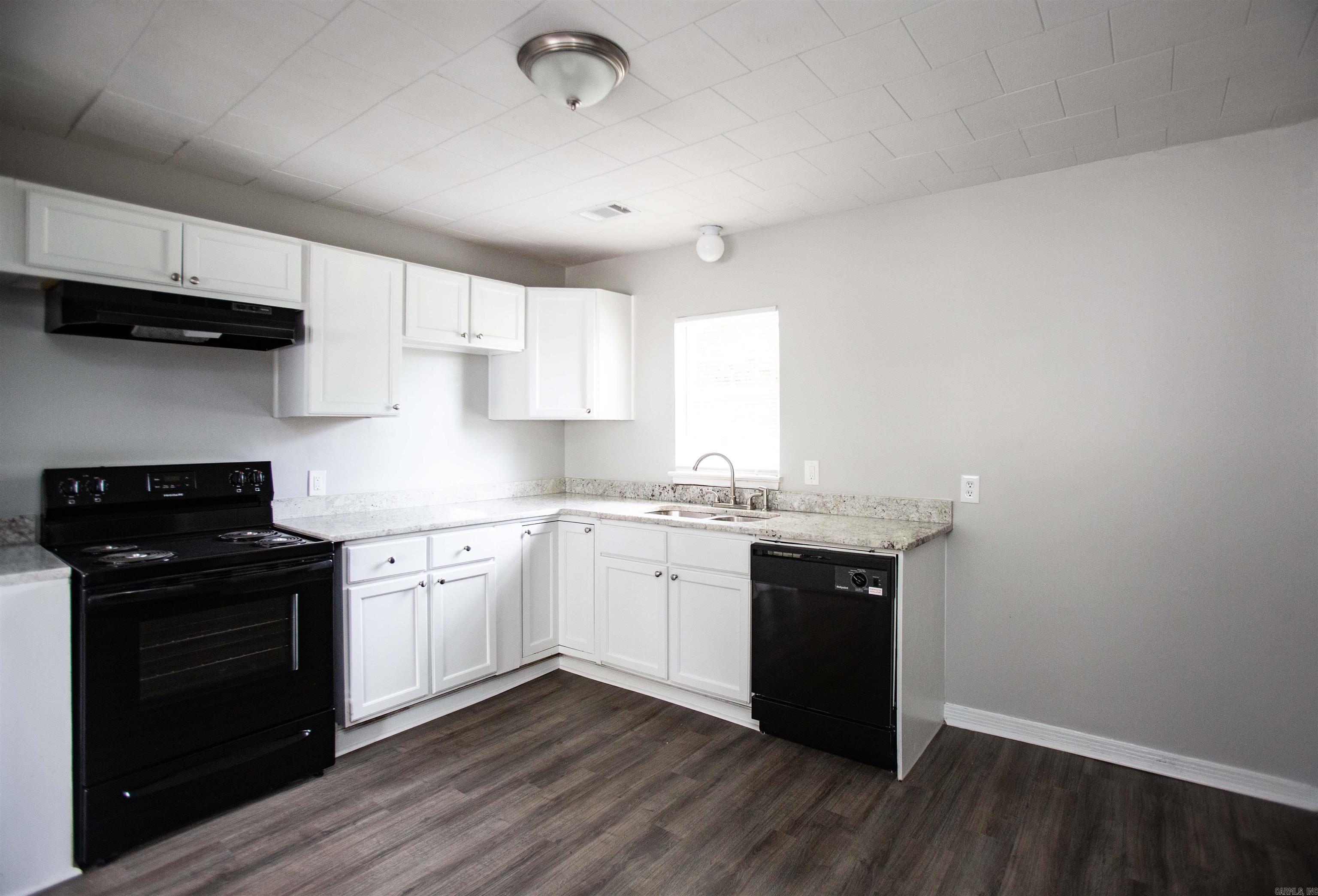 Rose City - Residential Lease